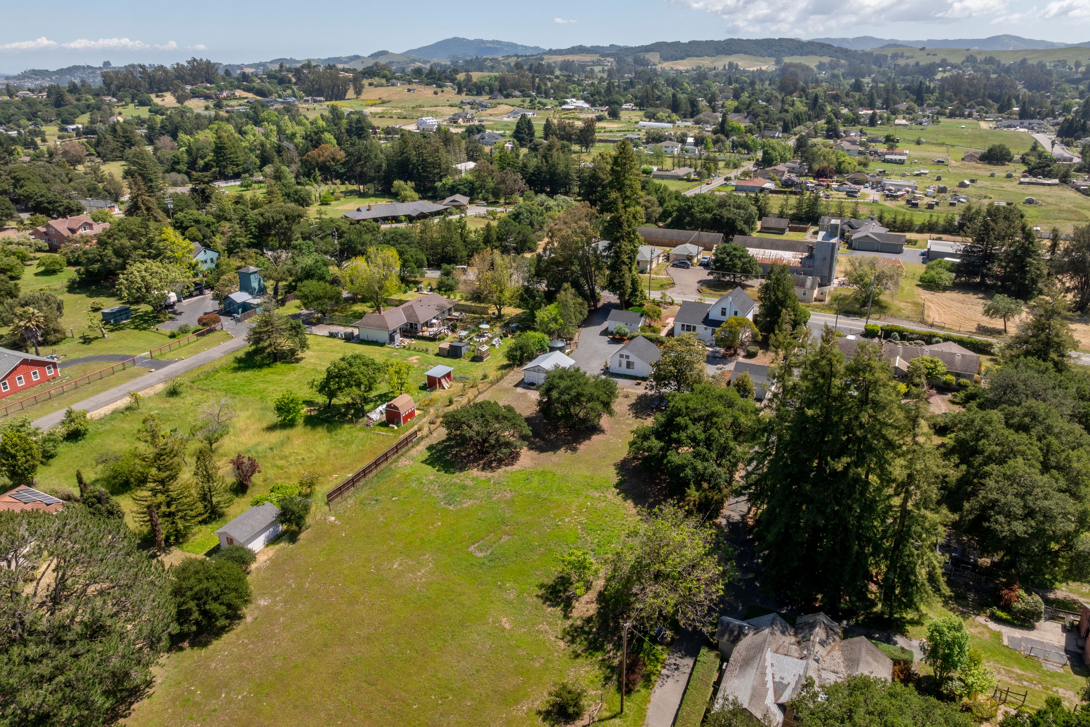  Farmhouse Retreat in Petaluma - 物件實景
