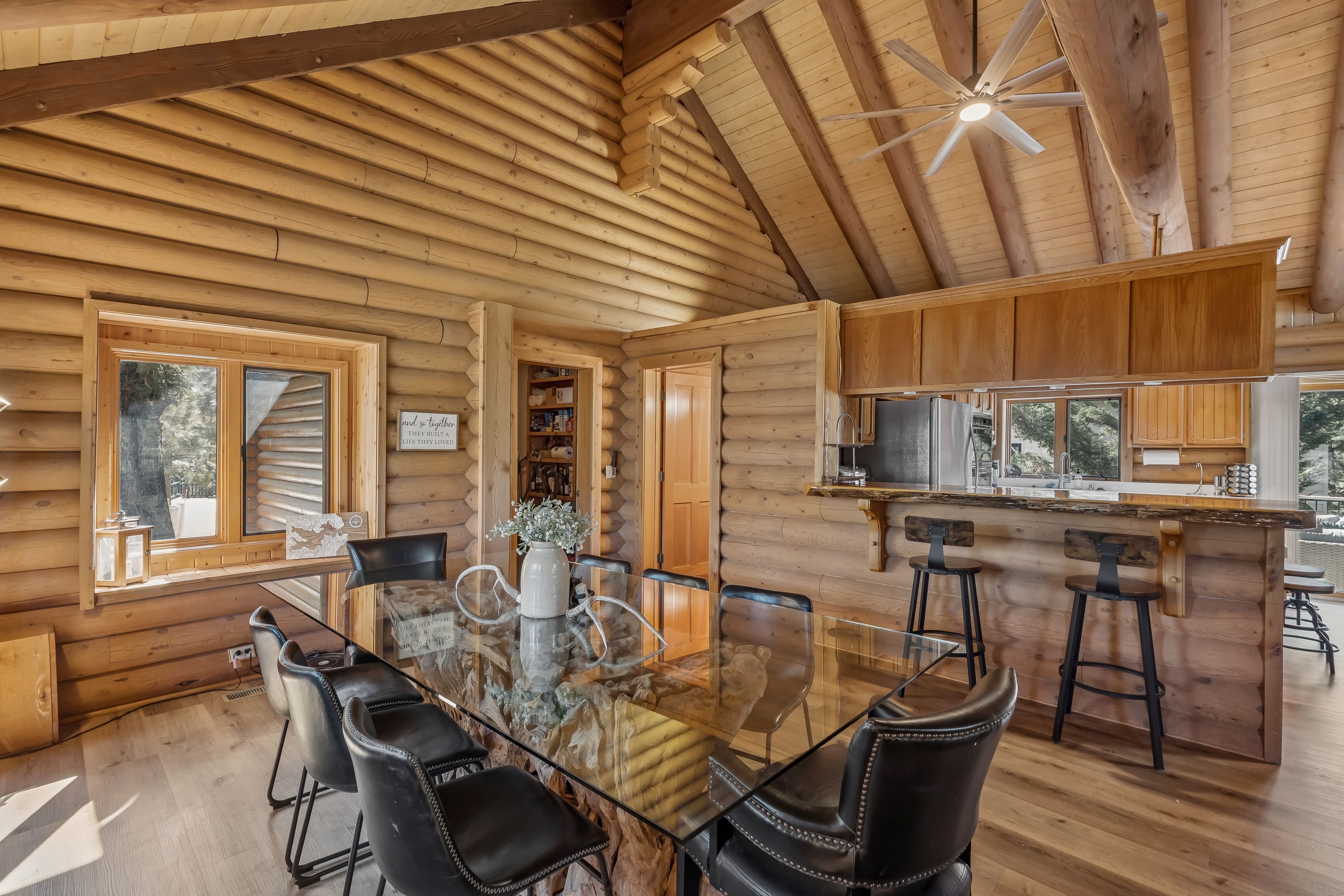  38595 Talbot Drive, Big Bear Lake, CA 92315 - 物件實景