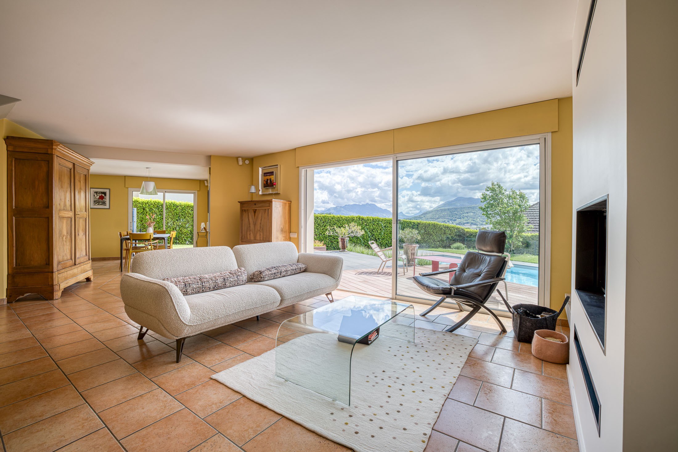  Annecy-le-Vieux – Stunning architect-designed family home offering 188 sqm of l… - 物件實景