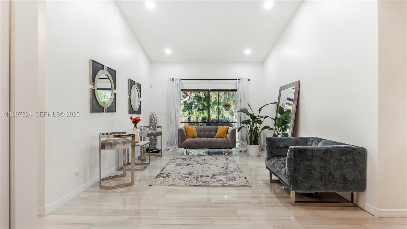 Coral Springs, Florida, 33065, United States, 3 Bedrooms Bedrooms, ,2 BathroomsBathrooms,Residential,For Sale,1993306