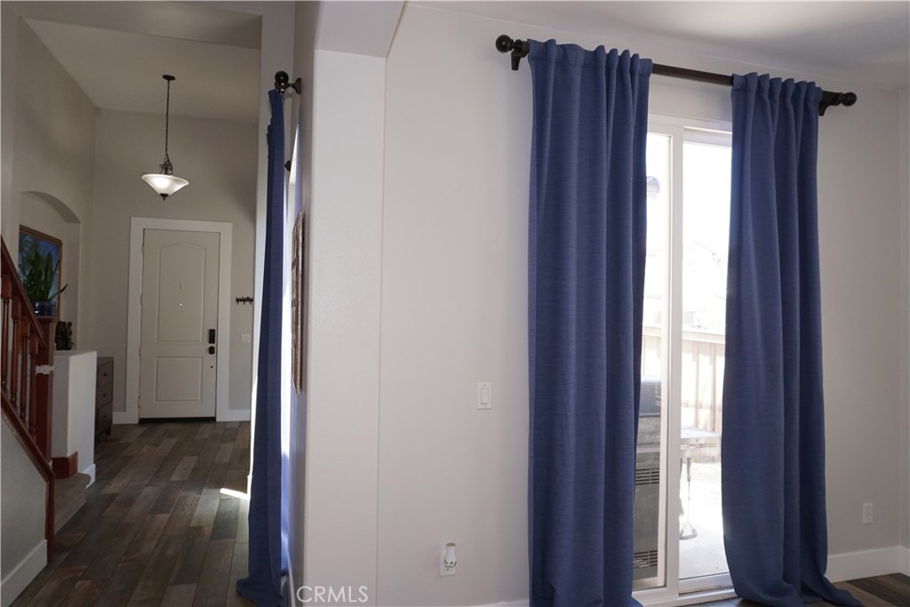 Temecula, California, 92592, United States, 4 Bedrooms Bedrooms, ,3 BathroomsBathrooms,Residential,For Sale,1857276