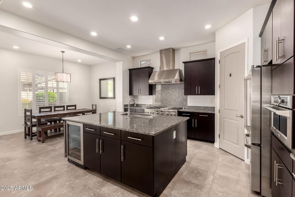 Chandler, Arizona, 85286, United States, 4 Bedrooms Bedrooms, ,Residential,For Sale,1976869