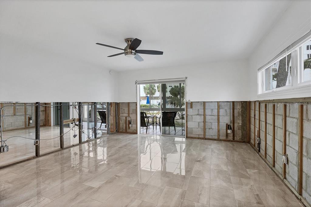 Sarasota, Florida, 34236, United States, 2 Bedrooms Bedrooms, ,2 BathroomsBathrooms,Residential,For Sale,1896445