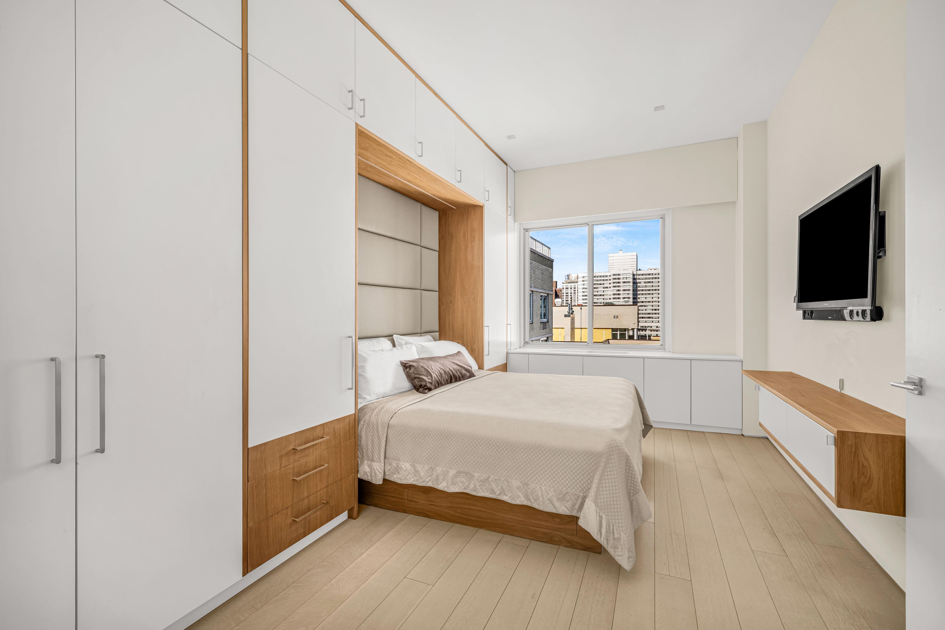  220 East 65th Street - 物件實景