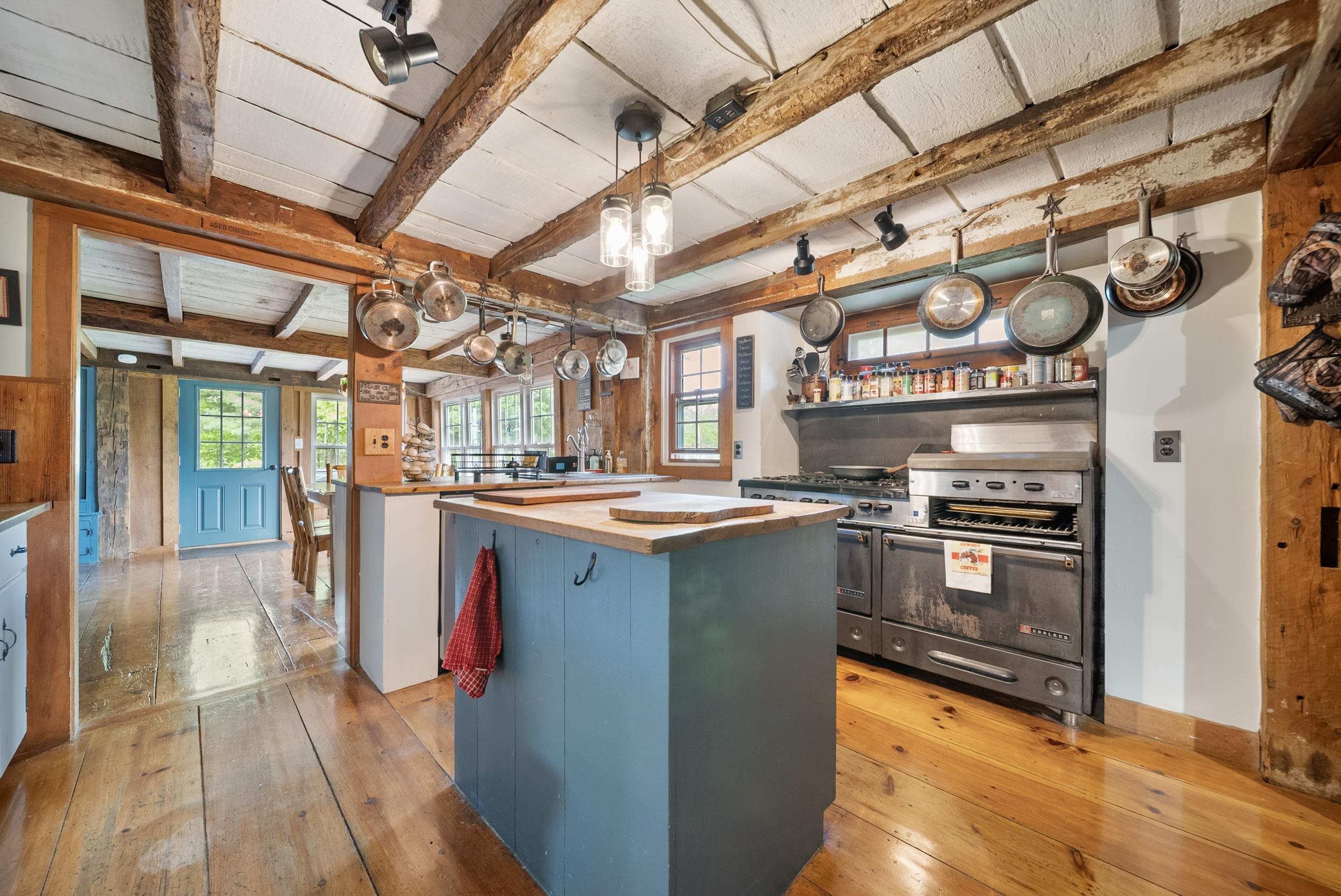 Francestown, New Hampshire, 03043, United States, 5 Bedrooms Bedrooms, ,4 BathroomsBathrooms,Residential,For Sale,1827172