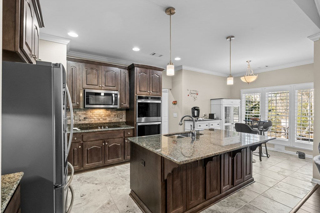 Ellijay, Georgia, 30536, United States, 3 Bedrooms Bedrooms, ,2 BathroomsBathrooms,Residential,For Sale,2013391