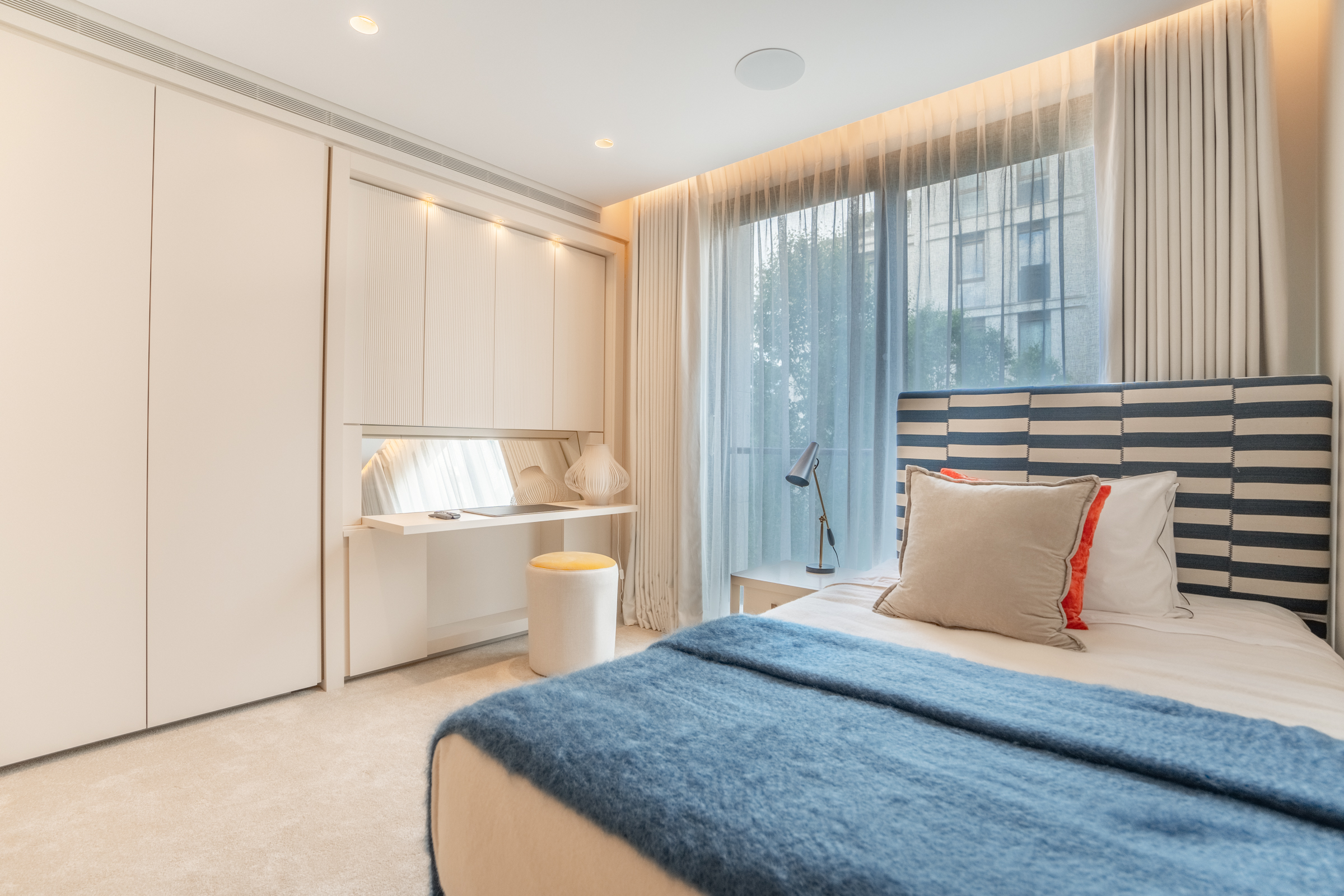  A Three-Bedroom Lateral Apartment at Holland Park Villas - 物件實景