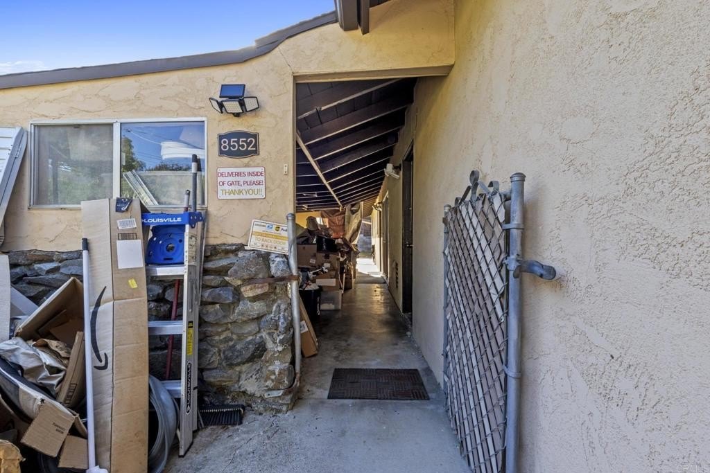 Santee, California, 92071, United States, 3 Bedrooms Bedrooms, ,3 BathroomsBathrooms,Residential,For Sale,1990944