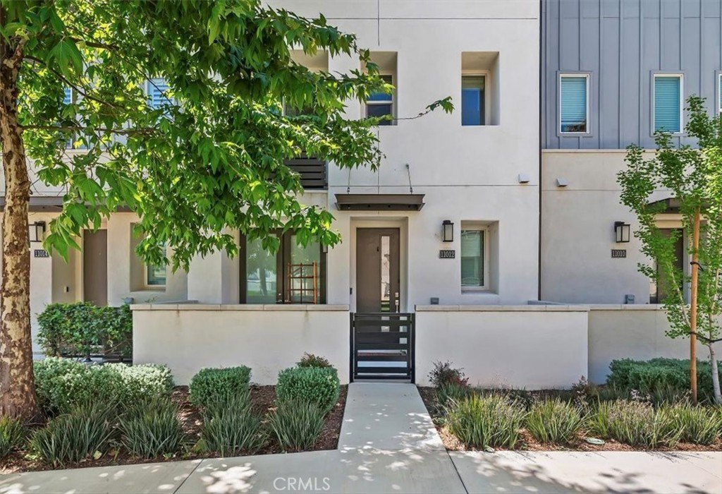 Rancho Cucamonga, California, 91730, United States, 3 Bedrooms Bedrooms, ,4 BathroomsBathrooms,Residential,For Sale,1787192