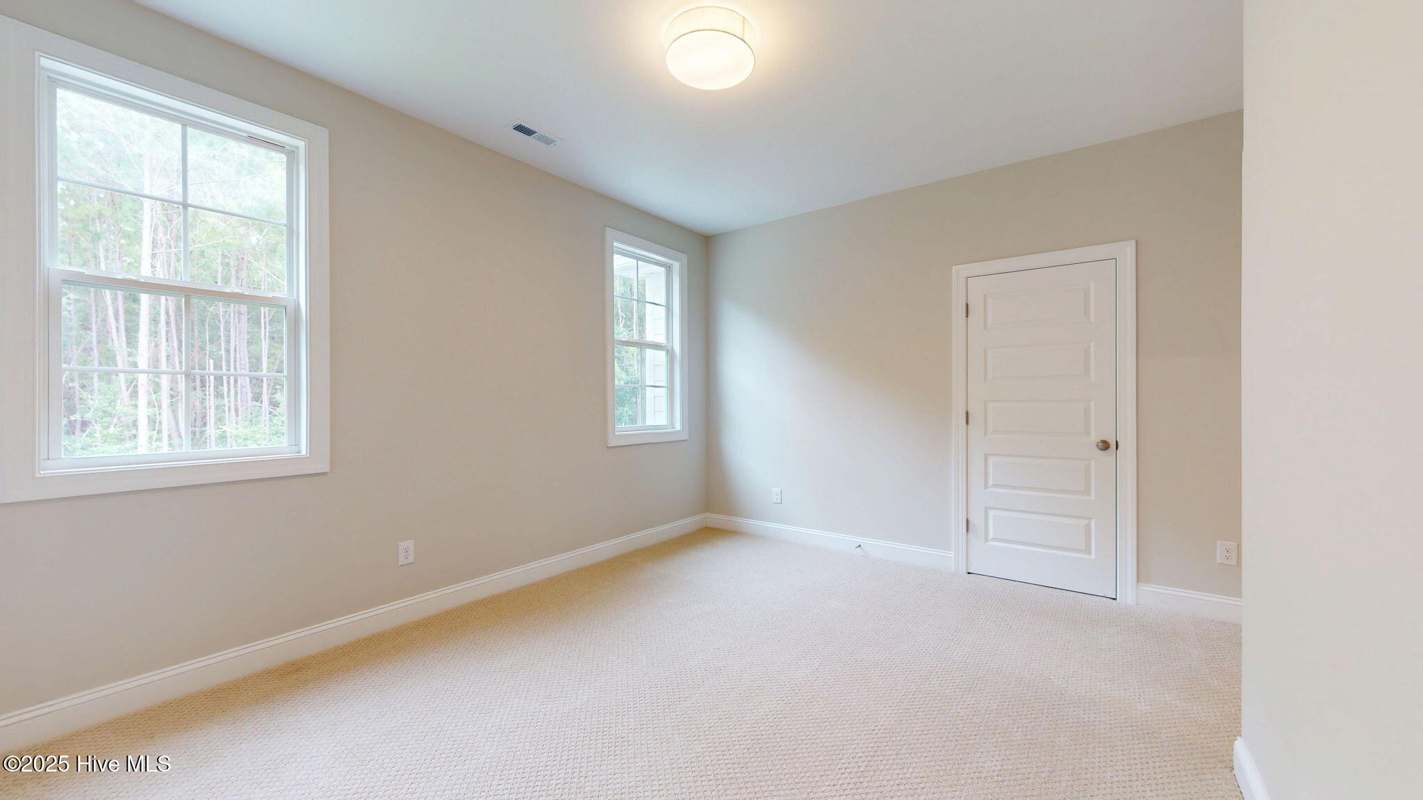 New Bern, North Carolina, 28562, United States, 4 Bedrooms Bedrooms, ,4 BathroomsBathrooms,Residential,For Sale,1768521