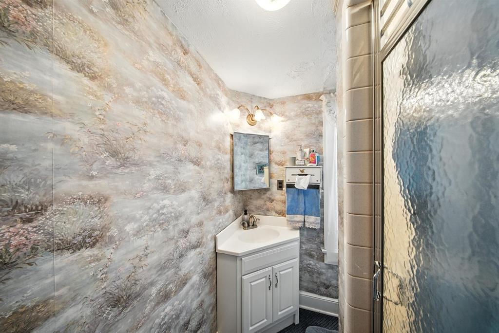 North Branch, New York, 12766, United States, 4 Bedrooms Bedrooms, ,3 BathroomsBathrooms,Residential,For Sale,1977100