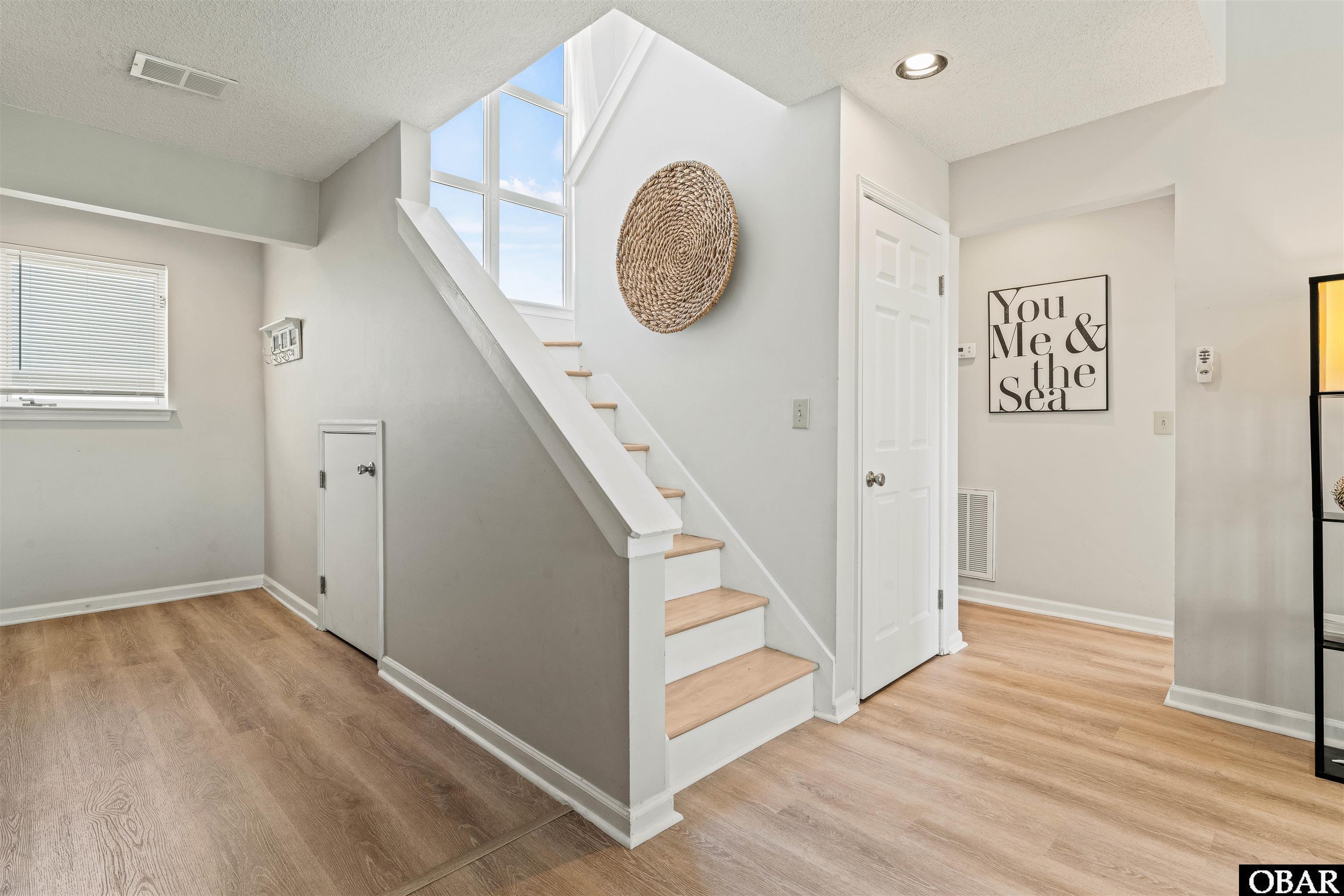 Manteo, North Carolina, 27954, United States, 3 Bedrooms Bedrooms, ,3 BathroomsBathrooms,Residential,For Sale,1901089