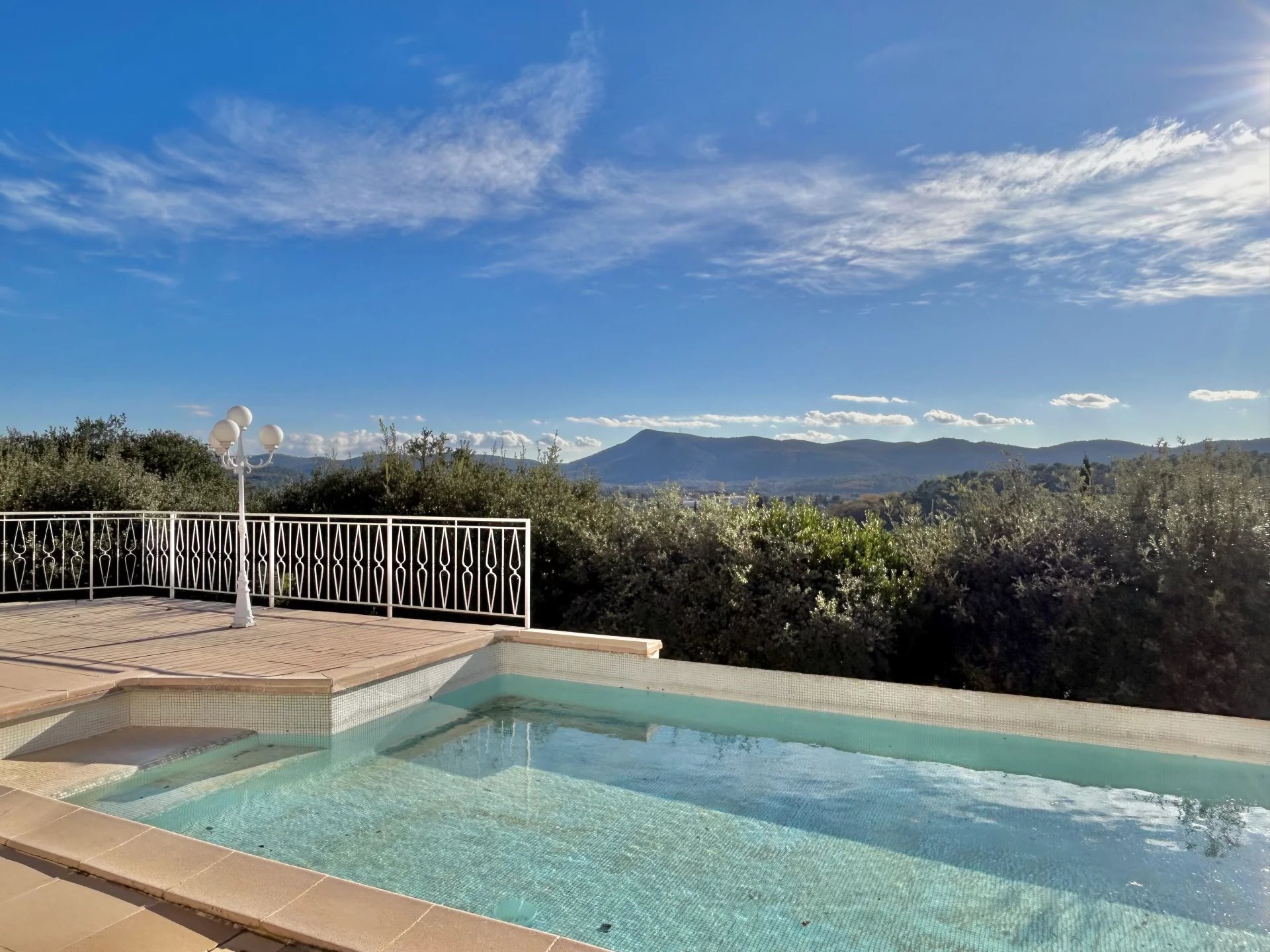 Garéoult, Provence-Alpes-Côte d?Azur, 83136, FR, 3 Bedrooms Bedrooms, ,2 BathroomsBathrooms,Residential,For Sale,1673180