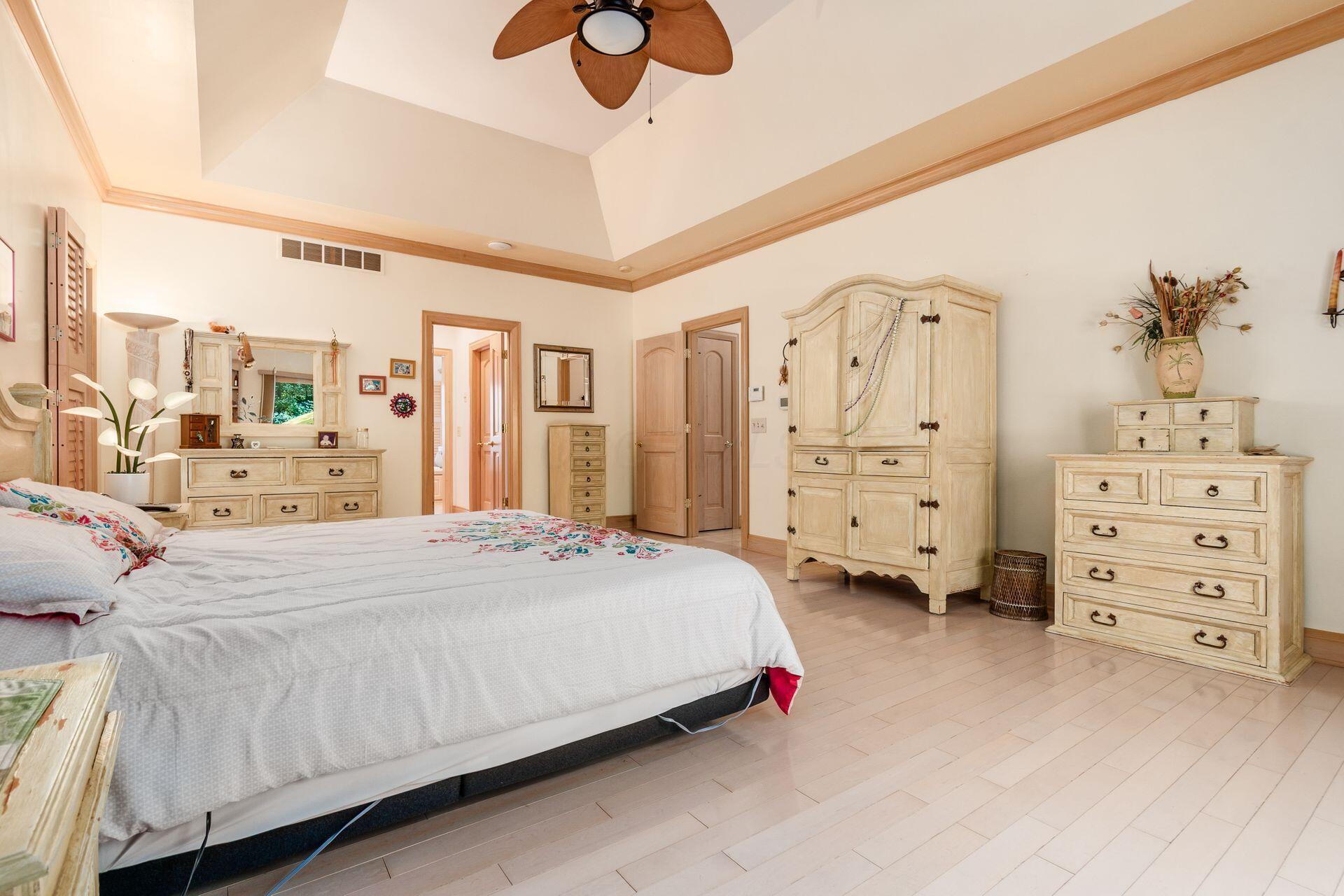 Galloway, Ohio, 43119, United States, 4 Bedrooms Bedrooms, ,5 BathroomsBathrooms,Residential,For Sale,1950801