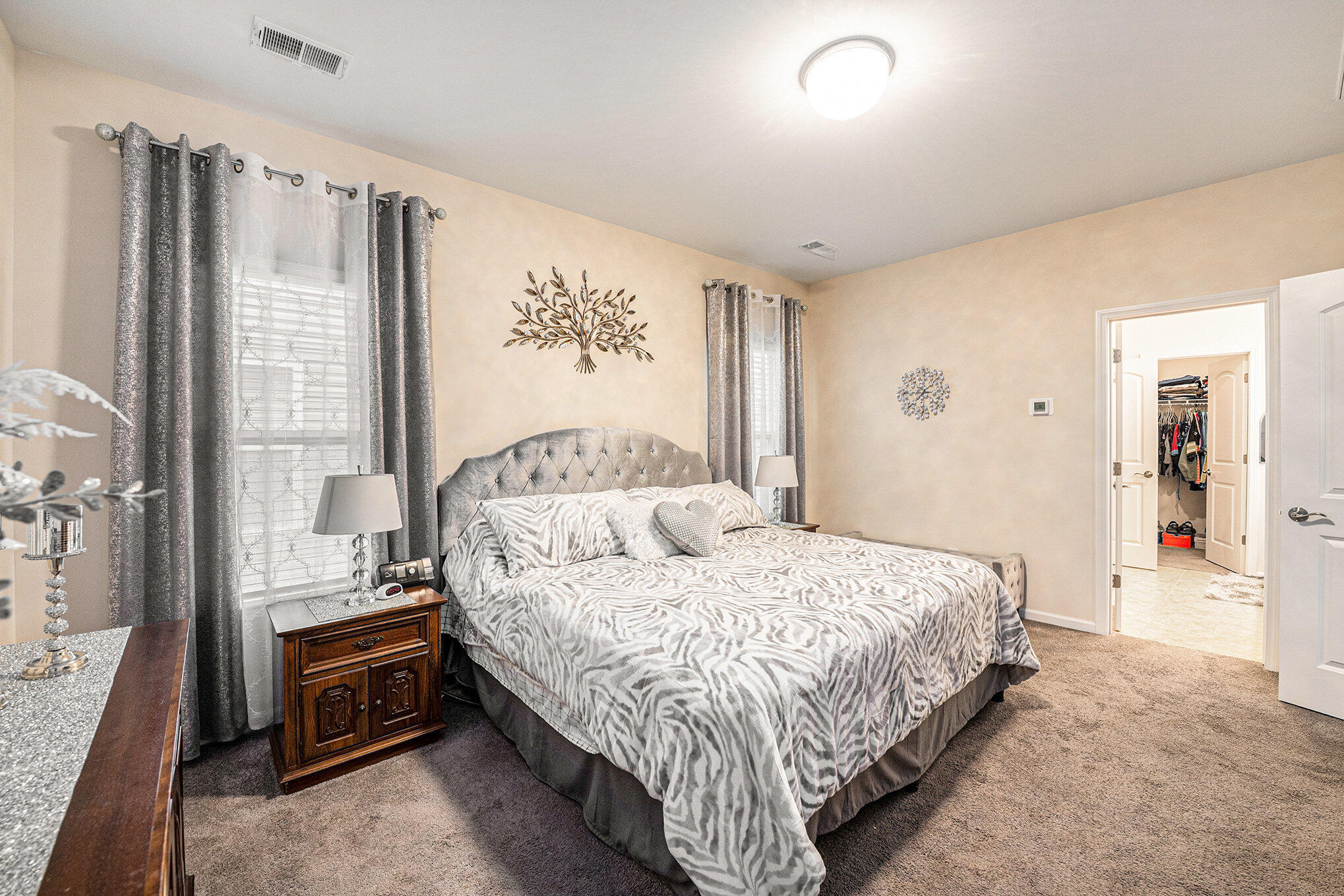 Summerville, South Carolina, 29486, United States, 4 Bedrooms Bedrooms, ,3 BathroomsBathrooms,Residential,For Sale,1882681