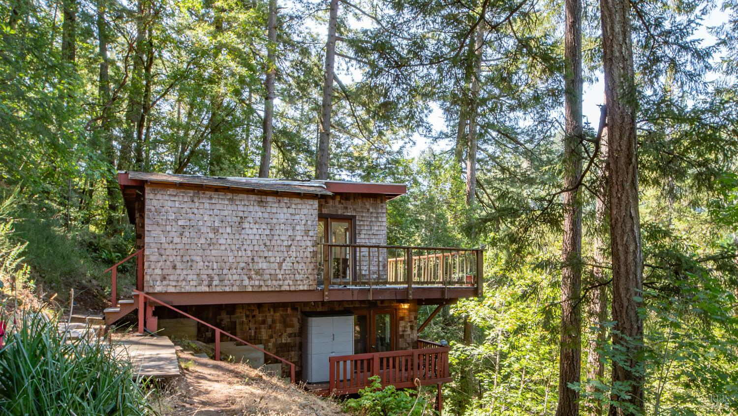 Lagunitas, California, 94938, United States, 2 Bedrooms Bedrooms, ,1 BathroomBathrooms,Residential,For Sale,1939923