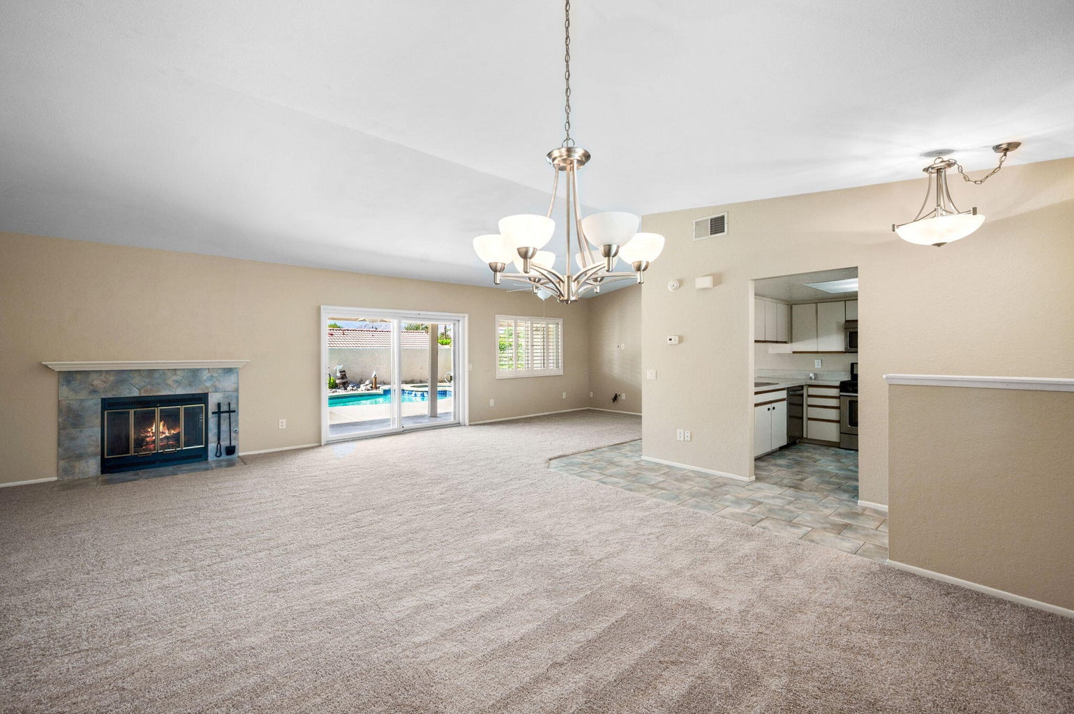 Indio, California, 92203, United States, 3 Bedrooms Bedrooms, ,2 BathroomsBathrooms,Residential,For Sale,1973711