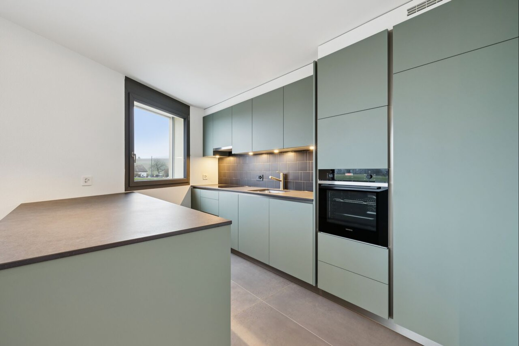  Brand-New Villa Just 3