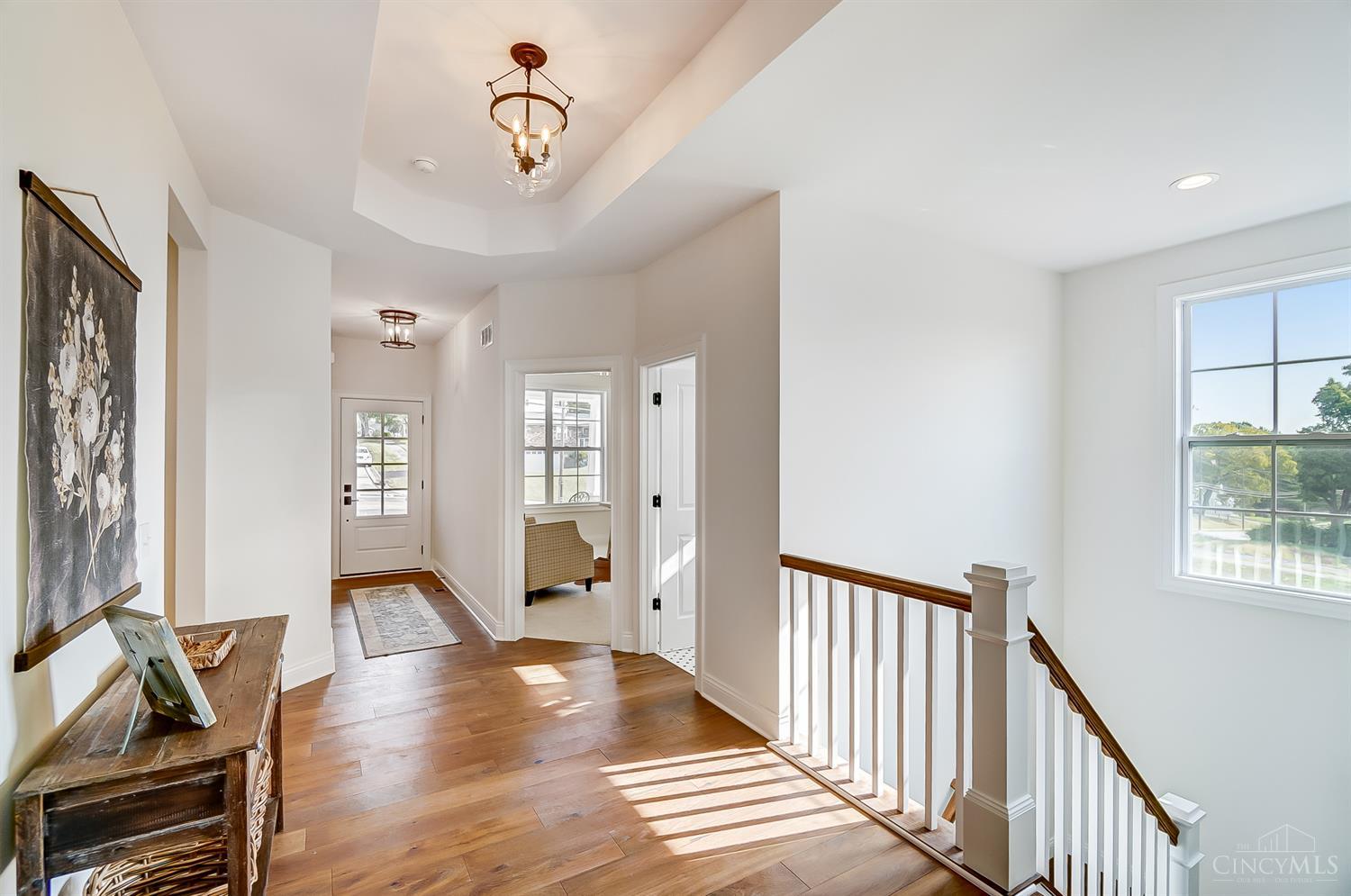 Madeira, Ohio, 45243, United States, 3 Bedrooms Bedrooms, ,3 BathroomsBathrooms,Residential,For Sale,2001703