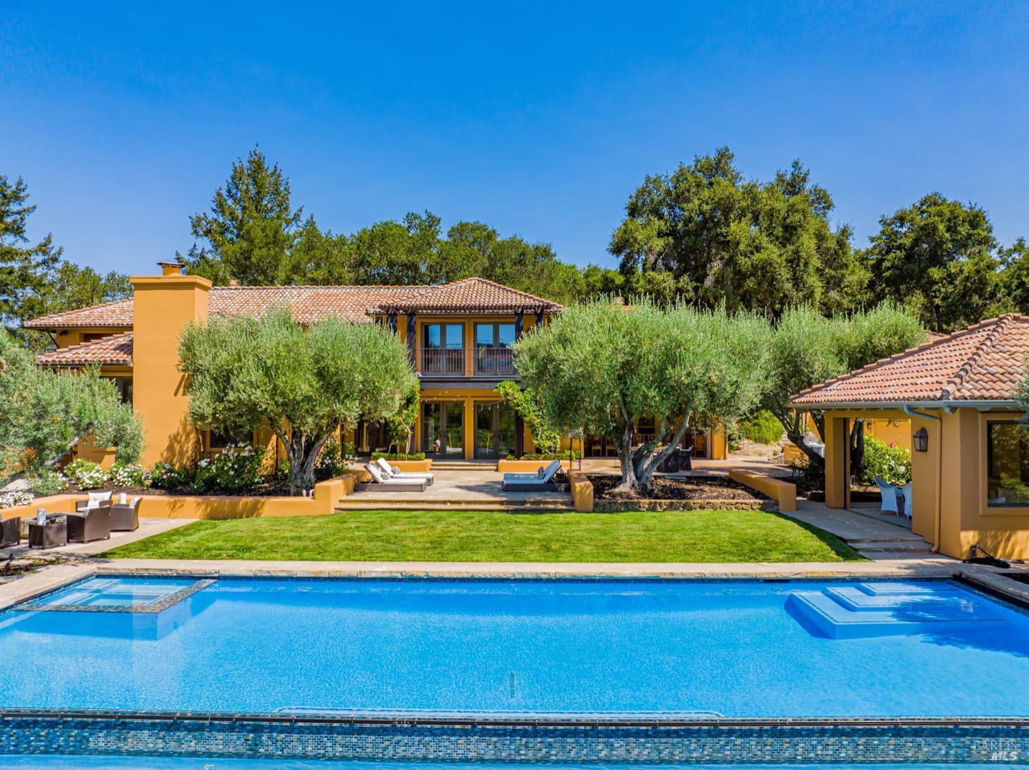 Calistoga, California, 94515, United States, 8 Bedrooms Bedrooms, ,10 BathroomsBathrooms,Residential,For Sale,1896819