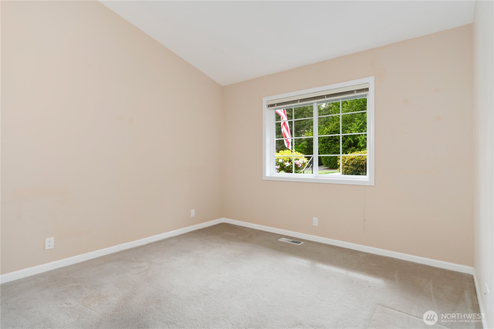 Port Ludlow, Washington, 98365, United States, 3 Bedrooms Bedrooms, ,3 BathroomsBathrooms,Residential,For Sale,1837703