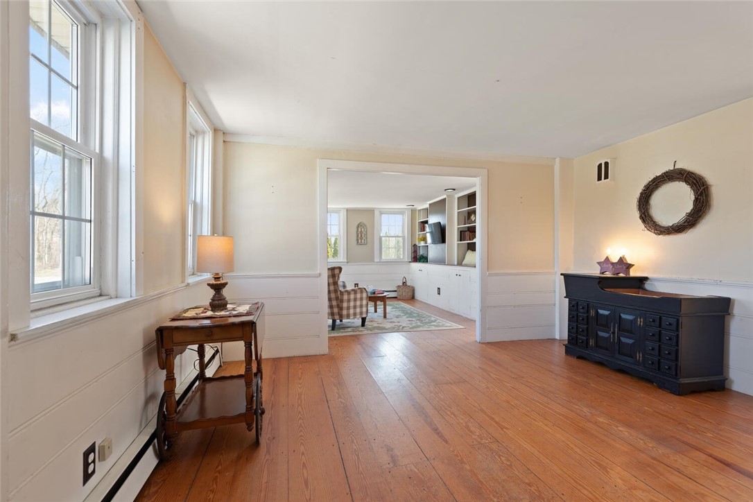 Scituate, Rhode Island, 02857, United States, 3 Bedrooms Bedrooms, ,2 BathroomsBathrooms,Residential,For Sale,1920020