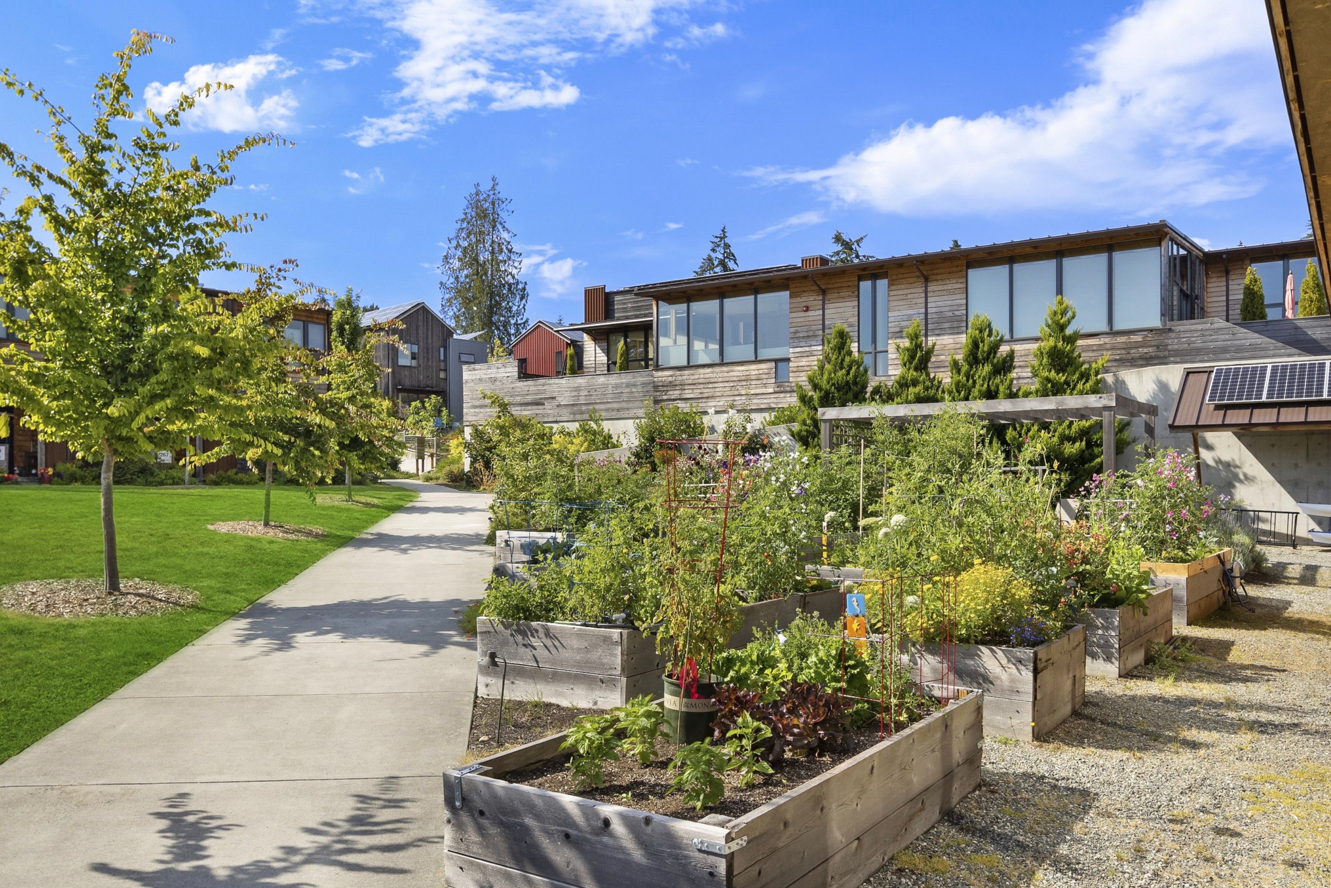  221 Wyatt Way NW, Unit A104, Bainbridge Island, WA 98110 - 物件實景
