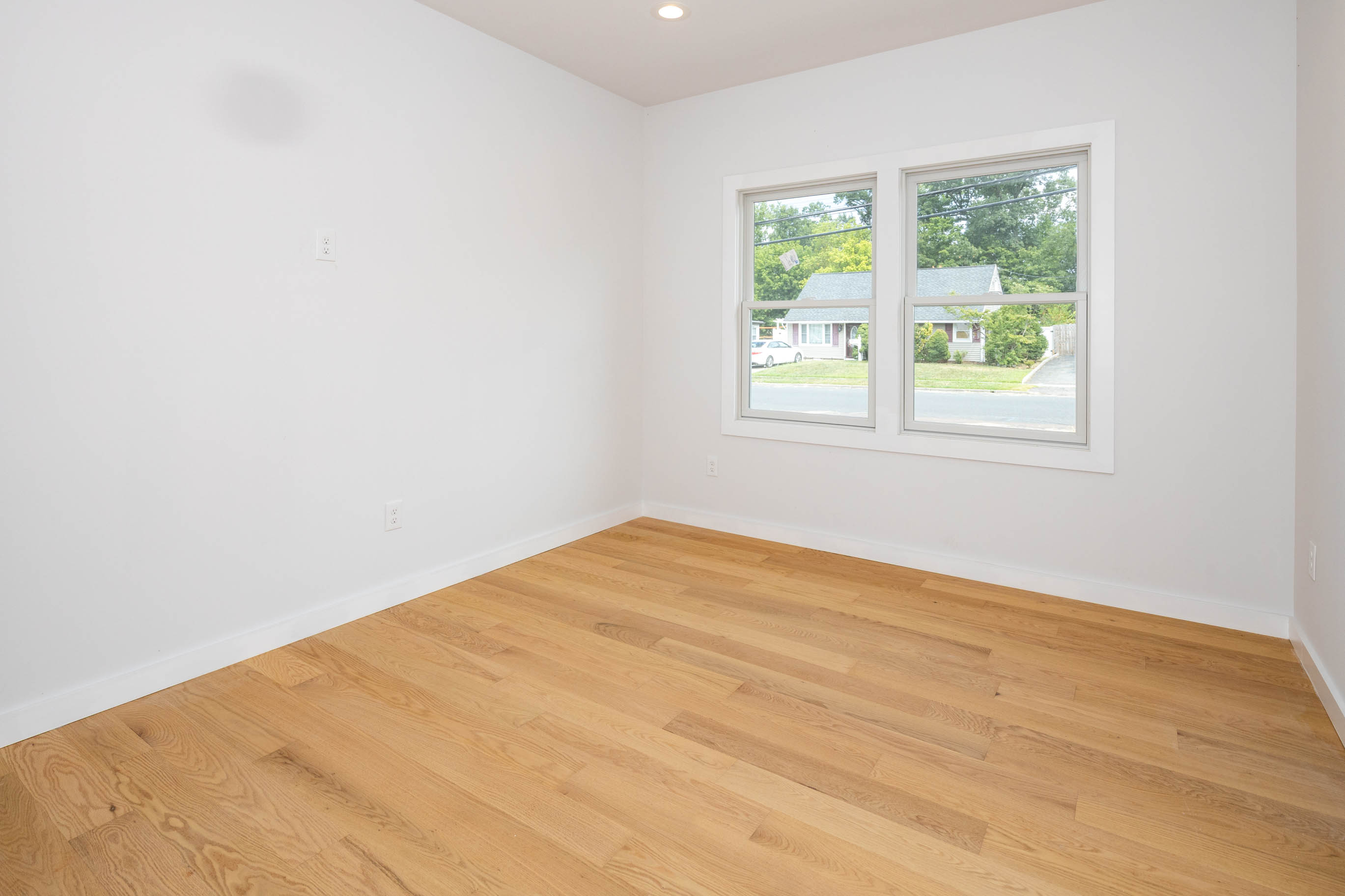 Edison, New Jersey, 08817, United States, 5 Bedrooms Bedrooms, ,4 BathroomsBathrooms,Residential,For Sale,1943601