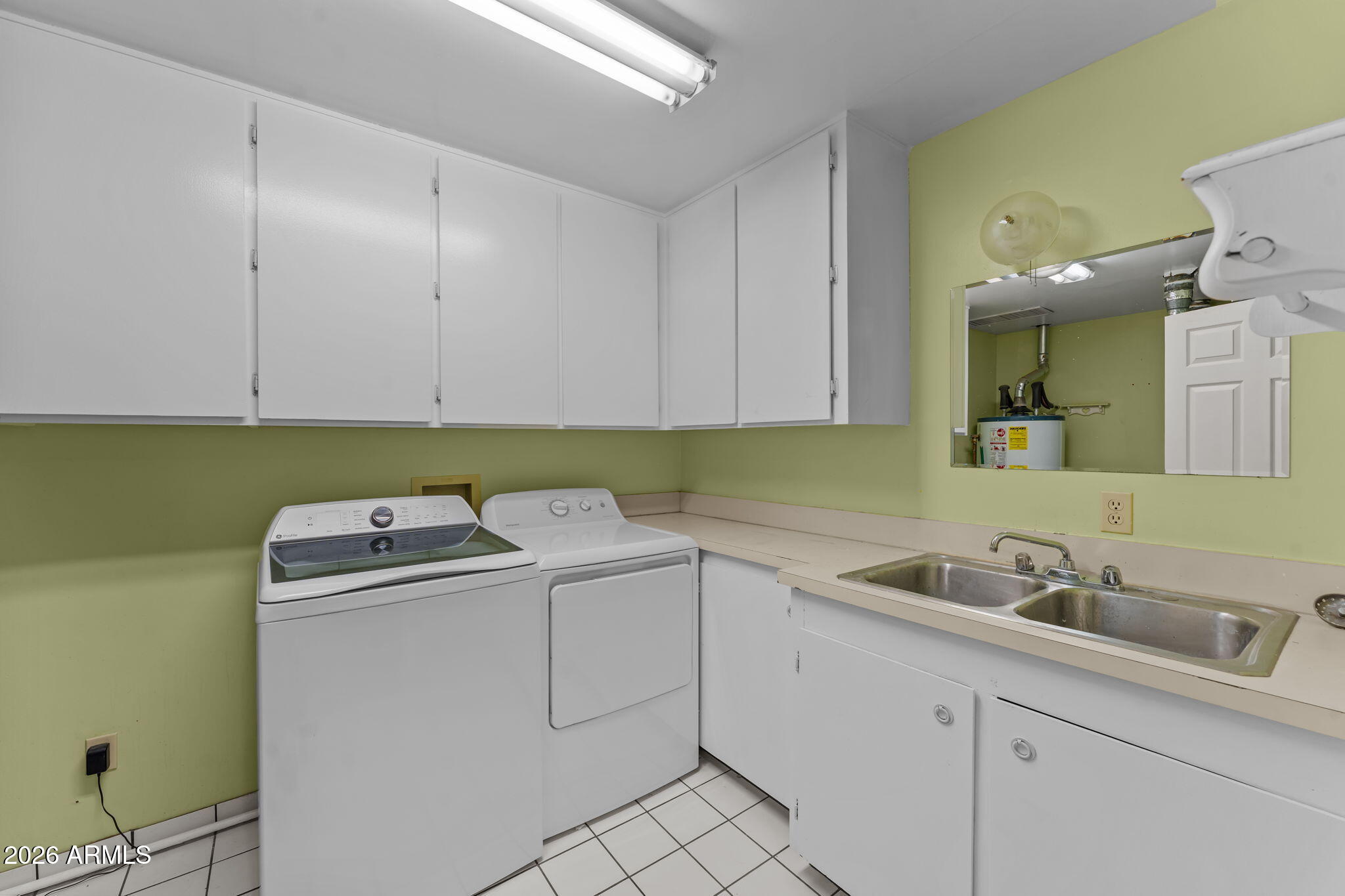 Wickenburg, Arizona, 85390, United States, 5 Bedrooms Bedrooms, ,4 BathroomsBathrooms,Residential,For Sale,2010426