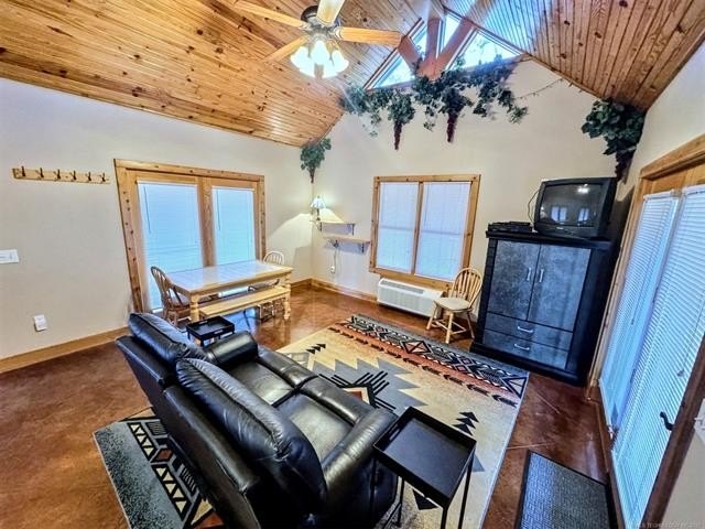 Cookson, Oklahoma, 74427, United States, 8 Bedrooms Bedrooms, ,10 BathroomsBathrooms,Residential,For Sale,1825365