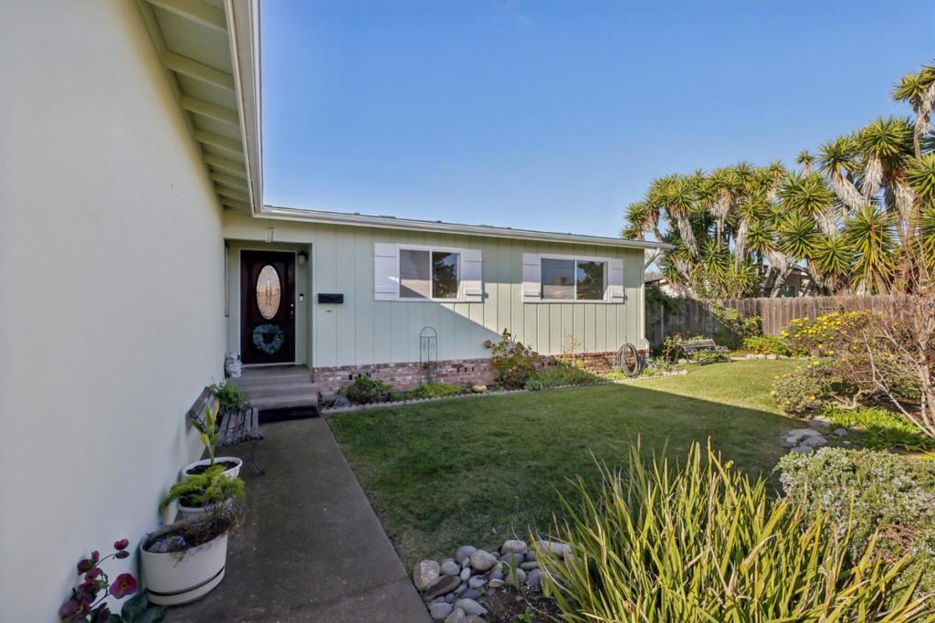 Marina, California, 93933, United States, 3 Bedrooms Bedrooms, ,2 BathroomsBathrooms,Residential,For Sale,2005109
