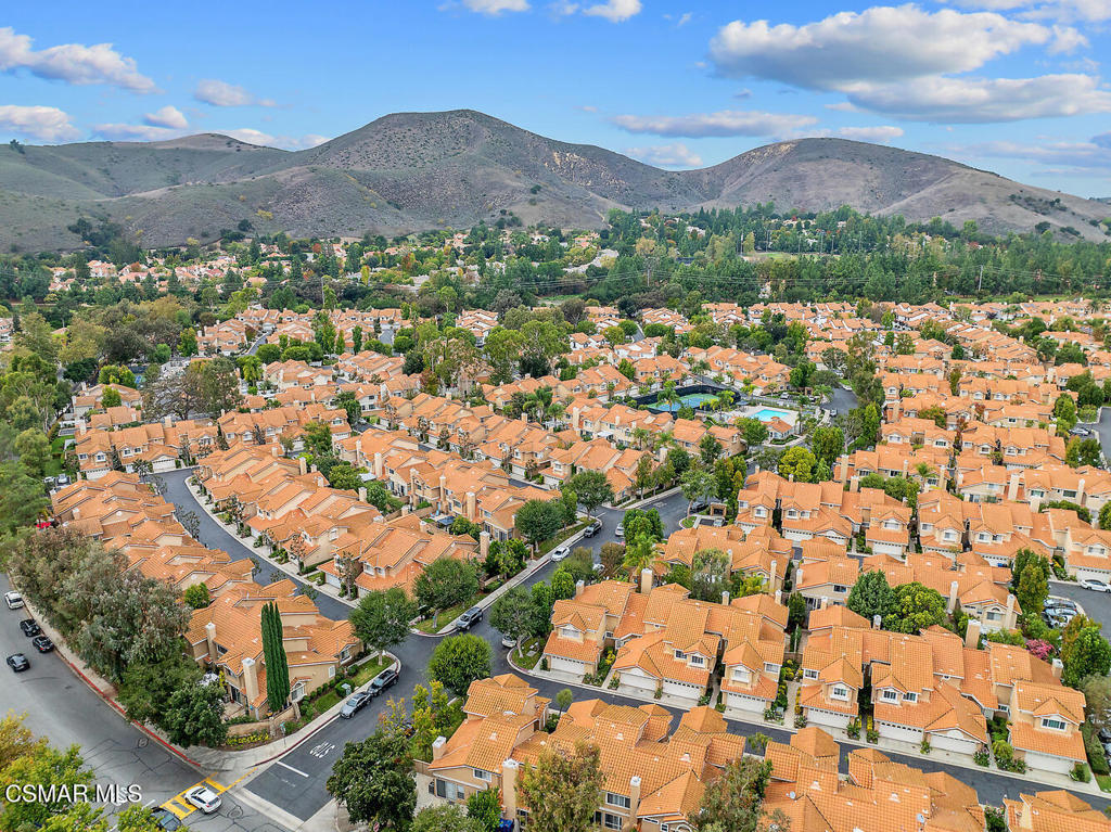 Oak Park, California, 91377, United States, 3 Bedrooms Bedrooms, ,3 BathroomsBathrooms,Residential,For Sale,1991035