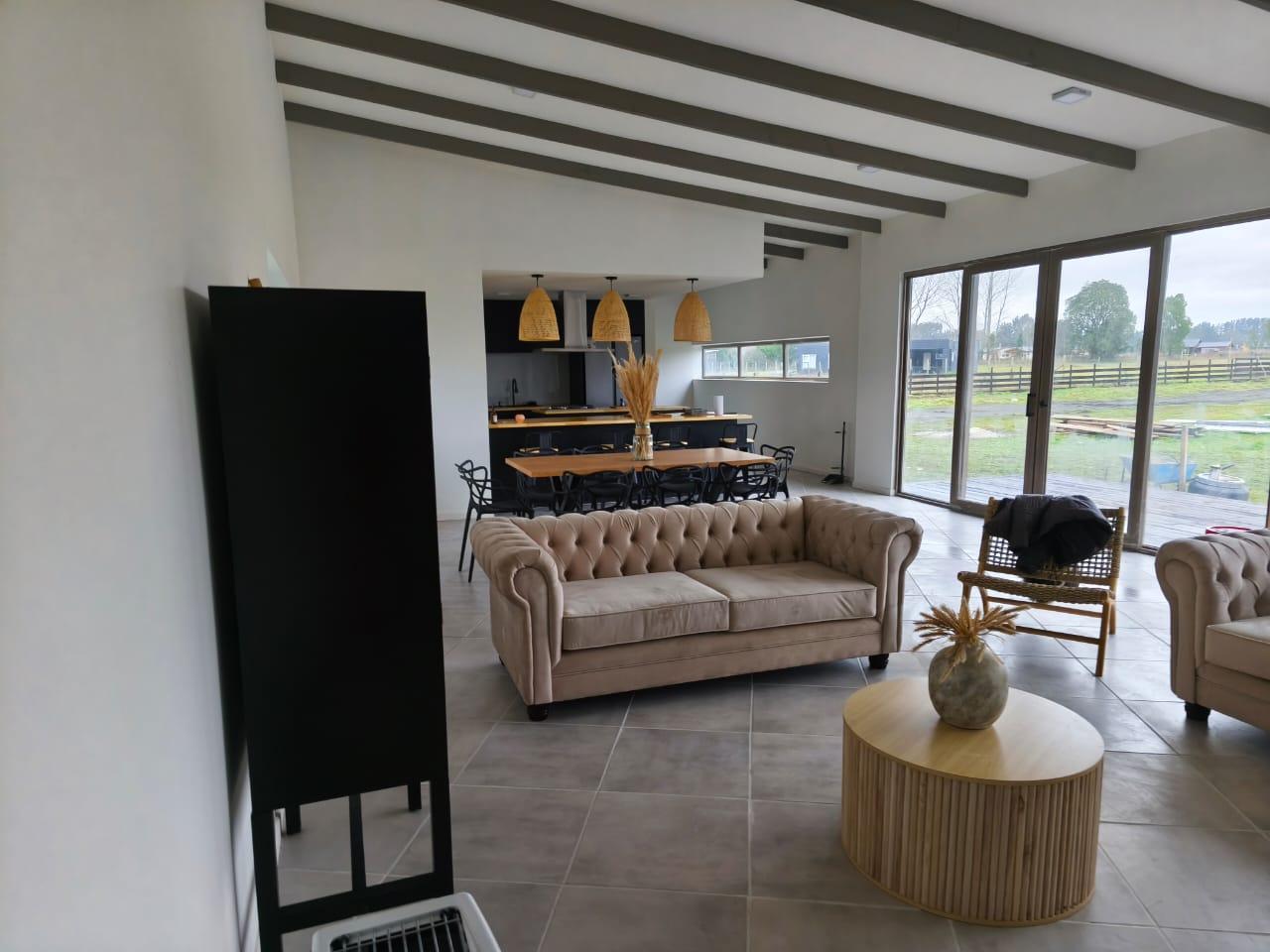 Frutillar, Chile, 4 Bedrooms Bedrooms, ,3 BathroomsBathrooms,Residential,For Sale,1907207
