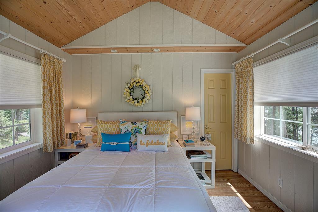 Polson, Montana, 59860, United States, 2 Bedrooms Bedrooms, ,1 BathroomBathrooms,Residential,For Sale,1870410