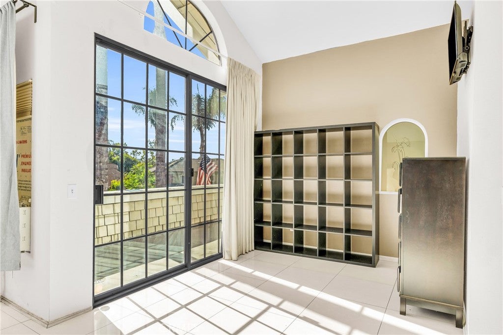 Pomona, California, 91768, United States, 4 Bedrooms Bedrooms, ,3 BathroomsBathrooms,Residential,For Sale,1983980