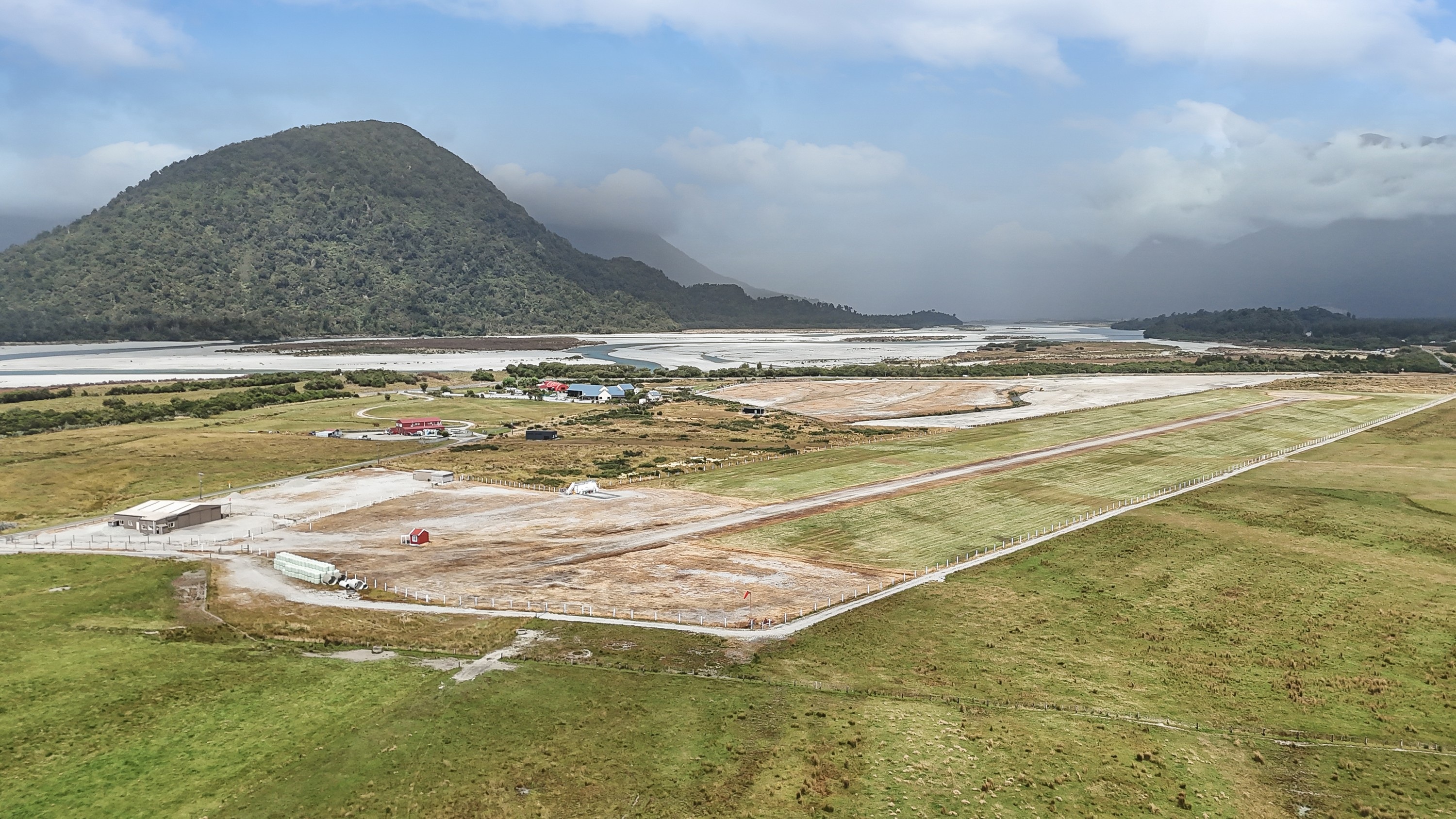  Fly In, Live In, Lease Out - 物件實景