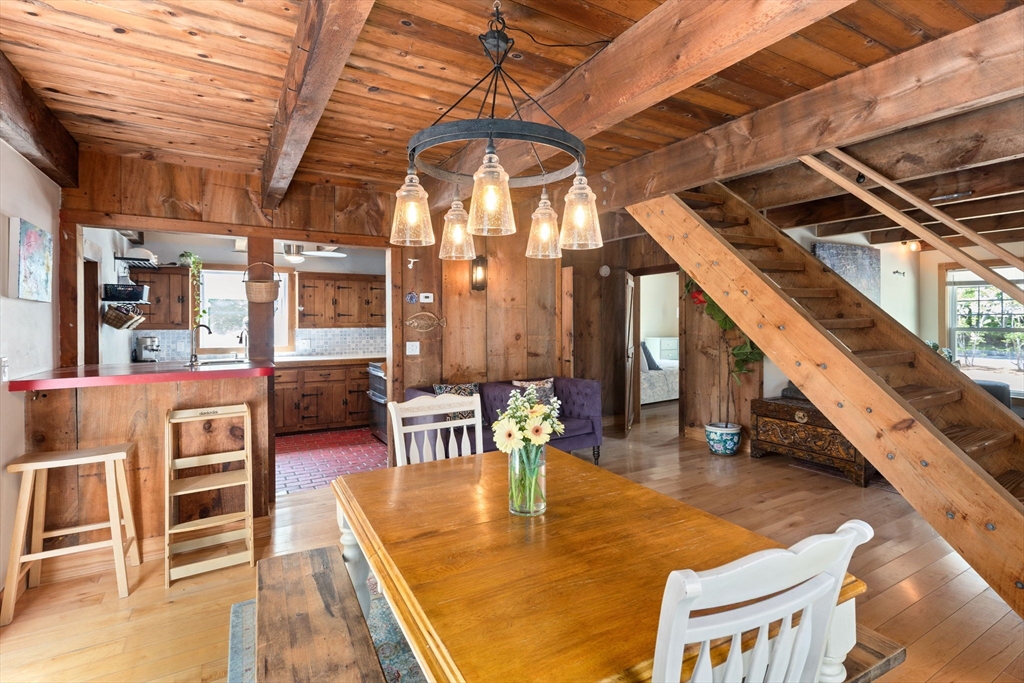 Barnstable, Massachusetts, 02648, United States, 4 Bedrooms Bedrooms, ,2 BathroomsBathrooms,Residential,For Sale,2049292