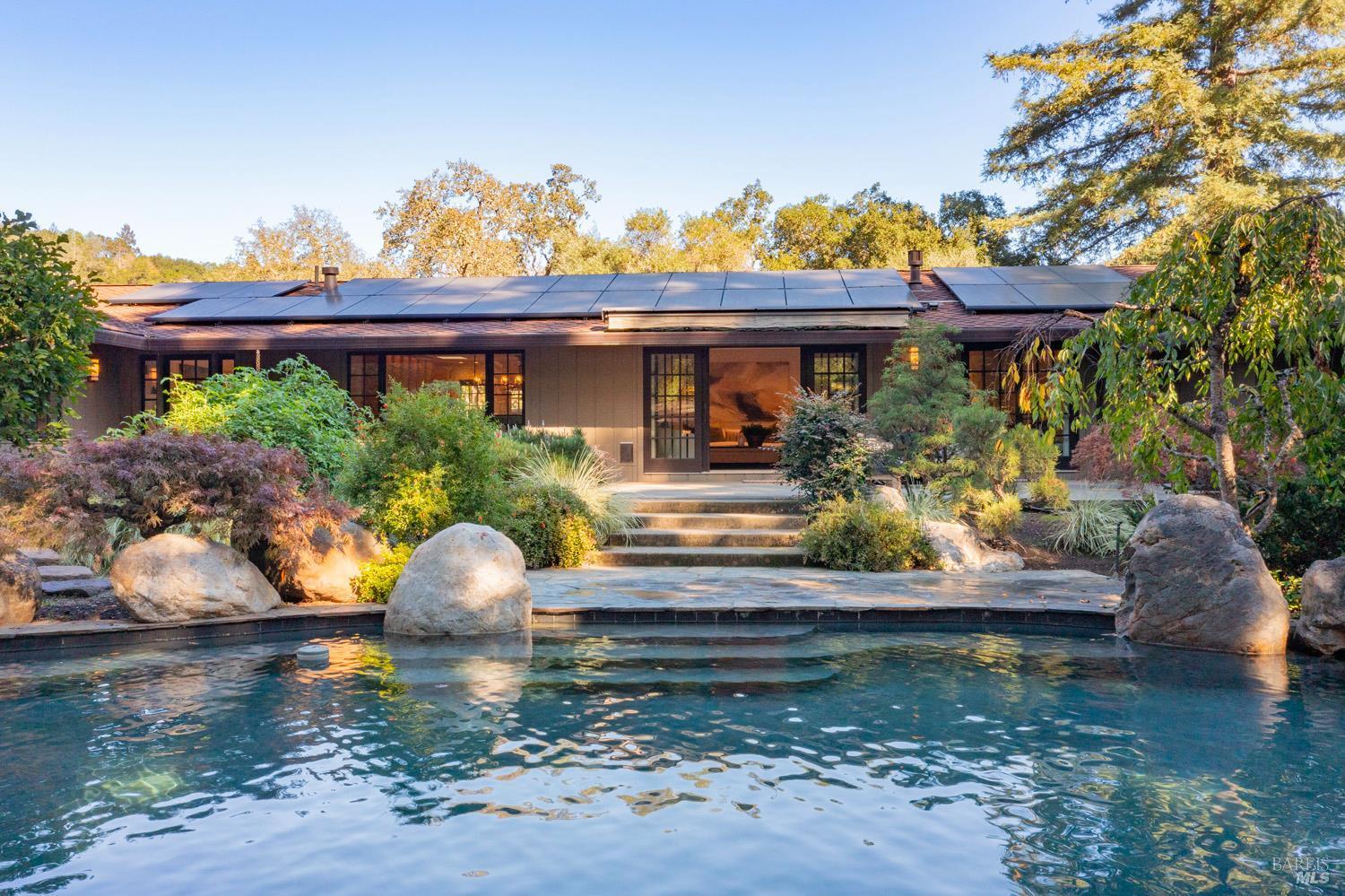 St. Helena, California, 94574, United States, 3 Bedrooms Bedrooms, ,5 BathroomsBathrooms,Residential,For Sale,1998865