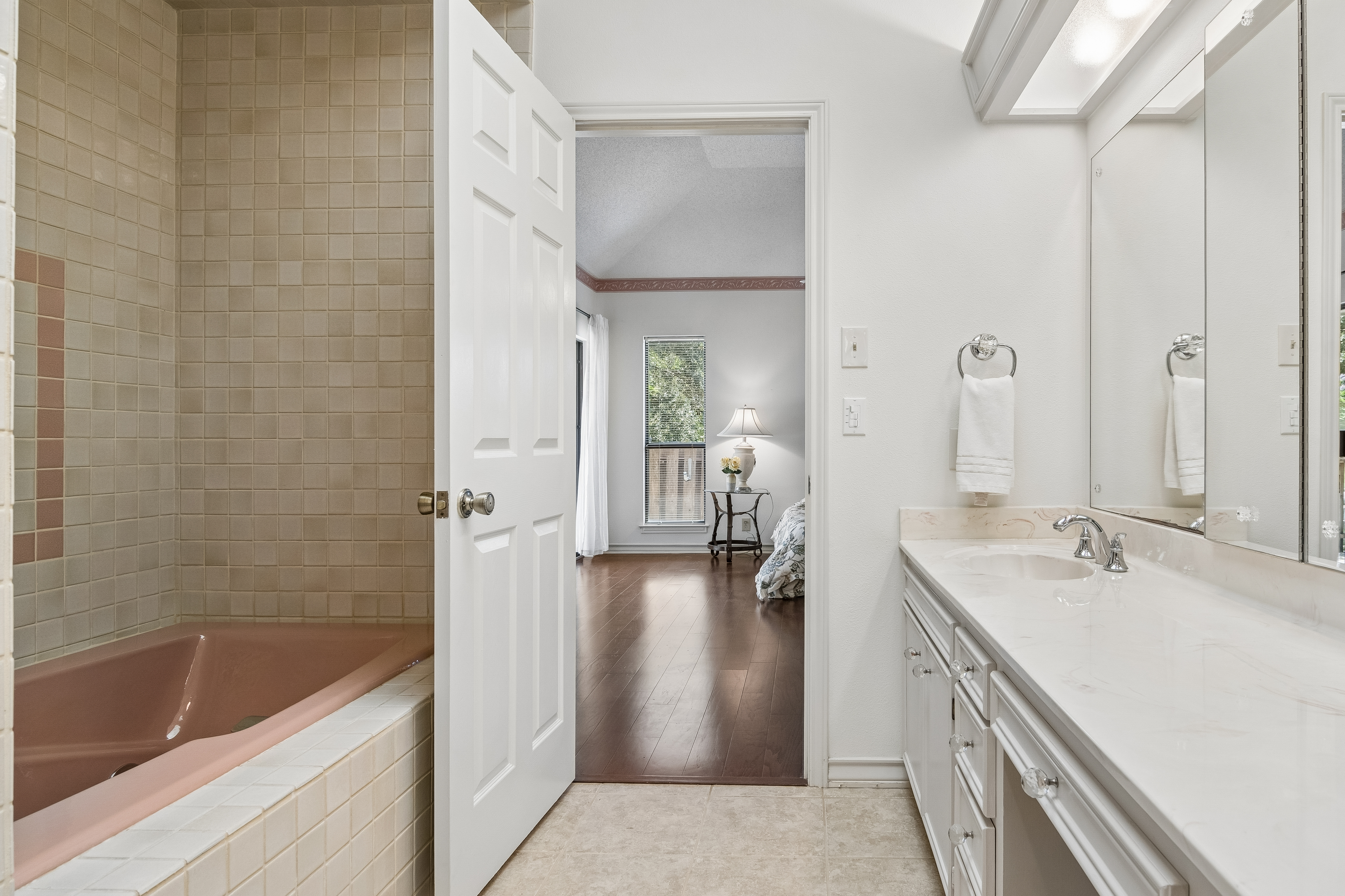  Custom Garden Home in Desirable Windcrest - 物件實景