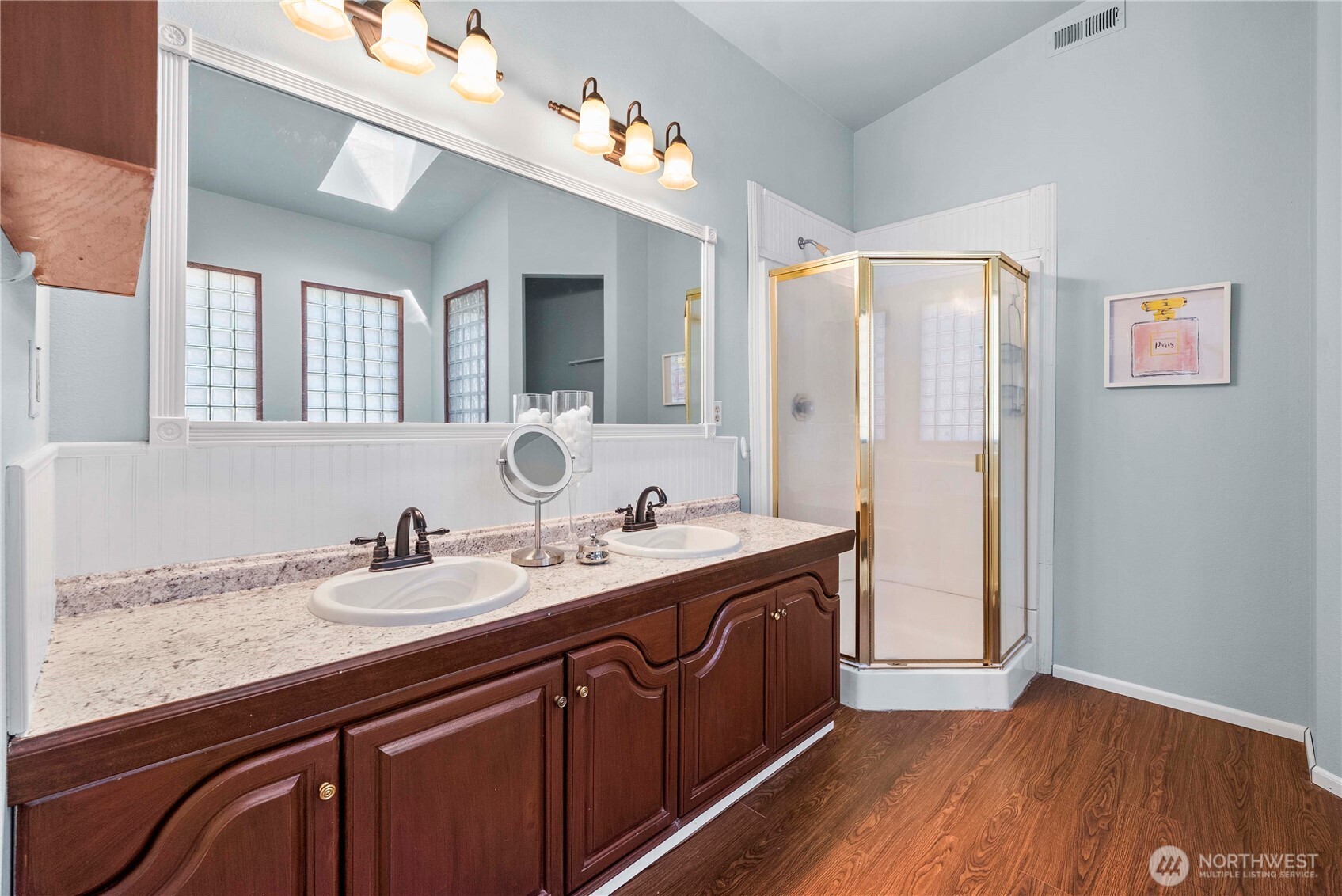 Puyallup, Washington, 98374, United States, 4 Bedrooms Bedrooms, ,2 BathroomsBathrooms,Residential,For Sale,1987950