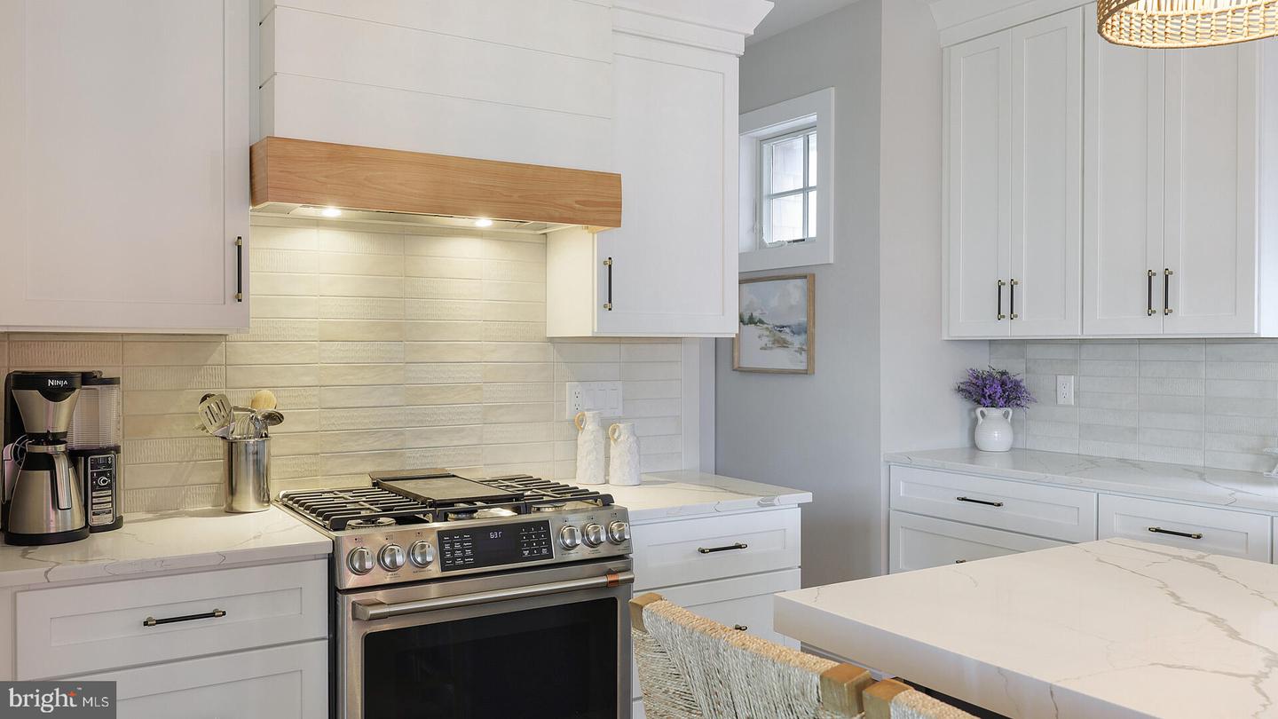 Beach Haven, New Jersey, 08008, United States, 5 Bedrooms Bedrooms, ,4 BathroomsBathrooms,Residential,For Sale,1995746