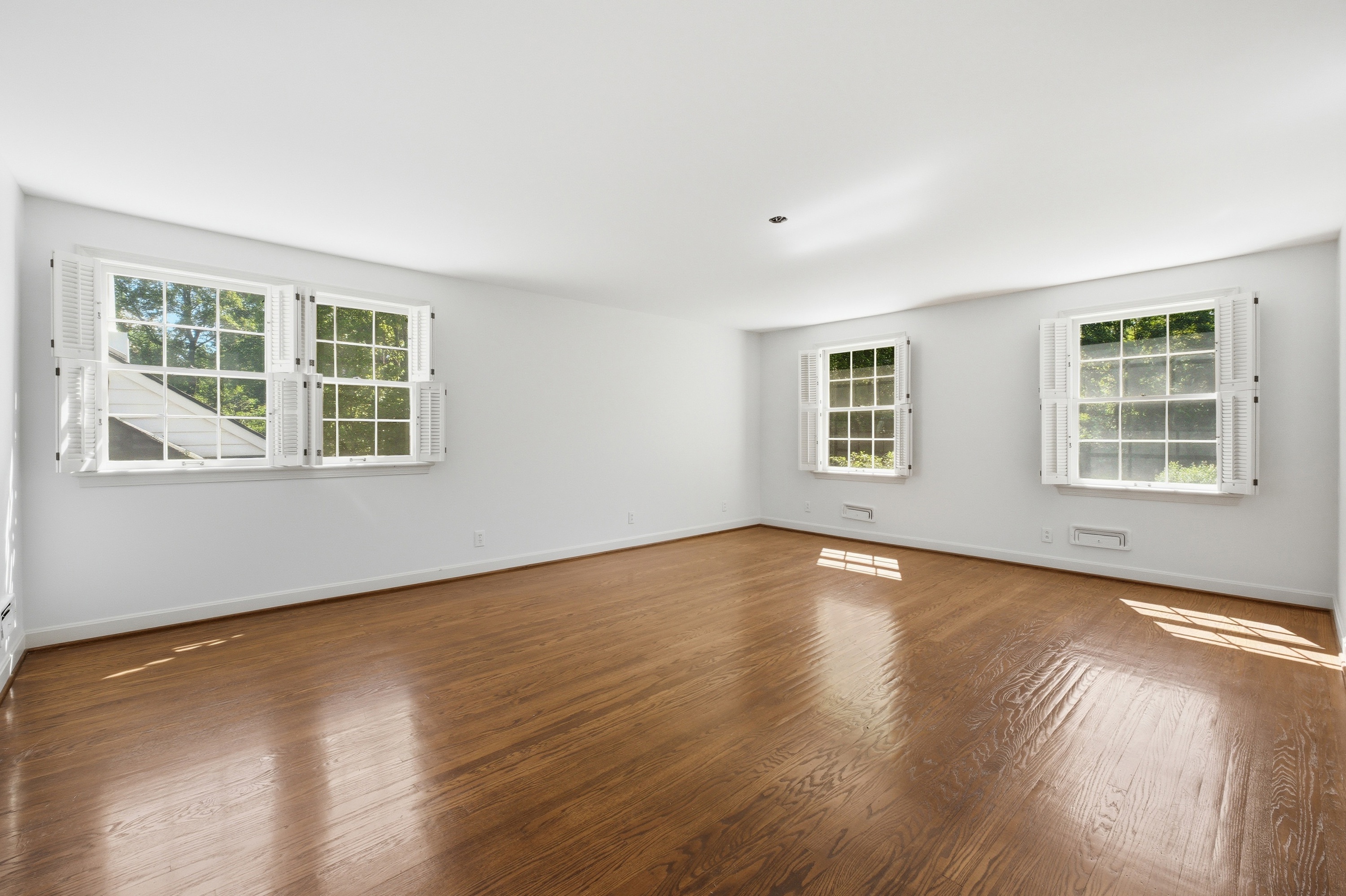  12000 Hazelwood Road, Anchorage, KY 40223 - 物件實景