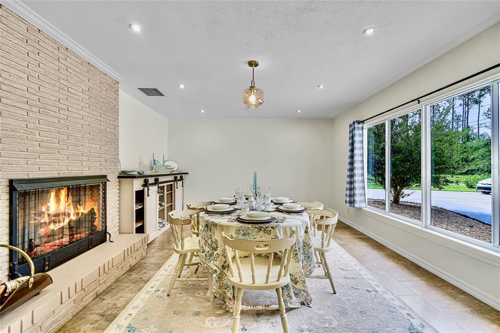 Geneva, Florida, 32732, United States, 3 Bedrooms Bedrooms, ,2 BathroomsBathrooms,Residential,For Sale,1897642