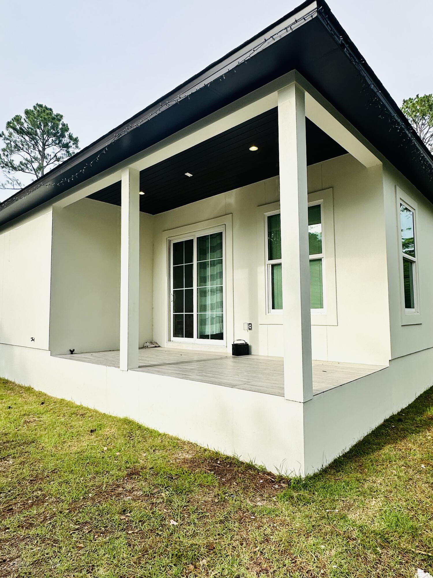 Santa Rosa Beach, Florida, 32459, United States, 4 Bedrooms Bedrooms, ,3 BathroomsBathrooms,Residential,For Sale,1868206