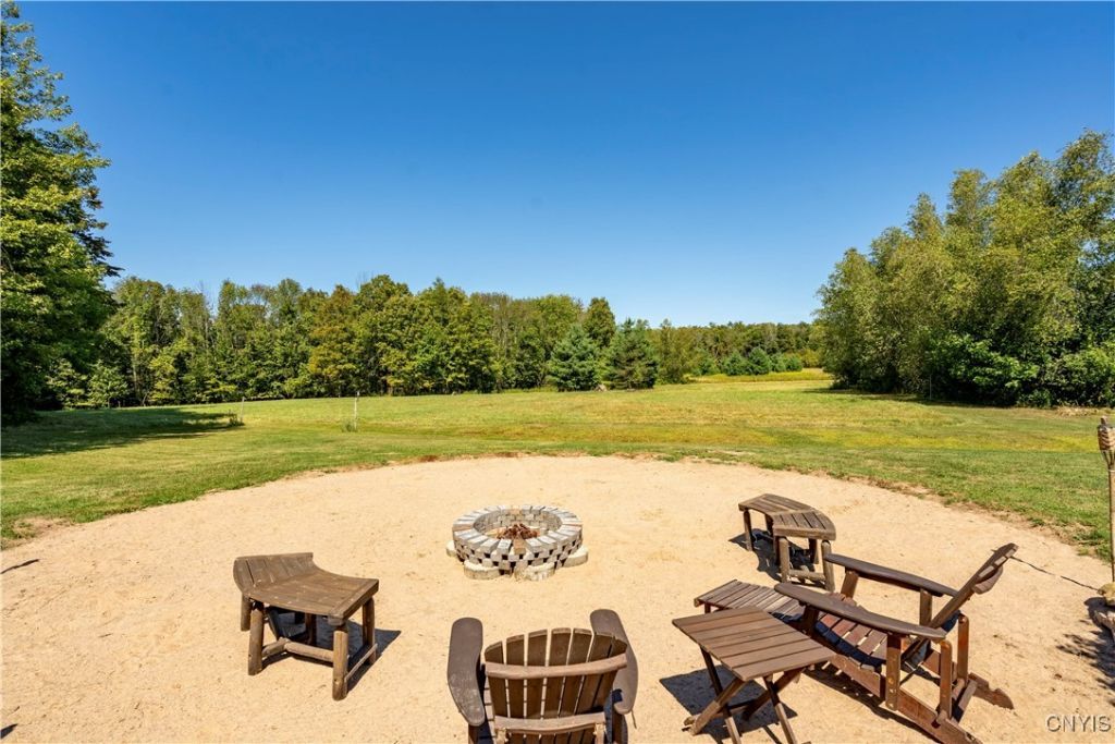 West Monroe, New York, 13167, United States, 4 Bedrooms Bedrooms, ,3 BathroomsBathrooms,Residential,For Sale,1939153