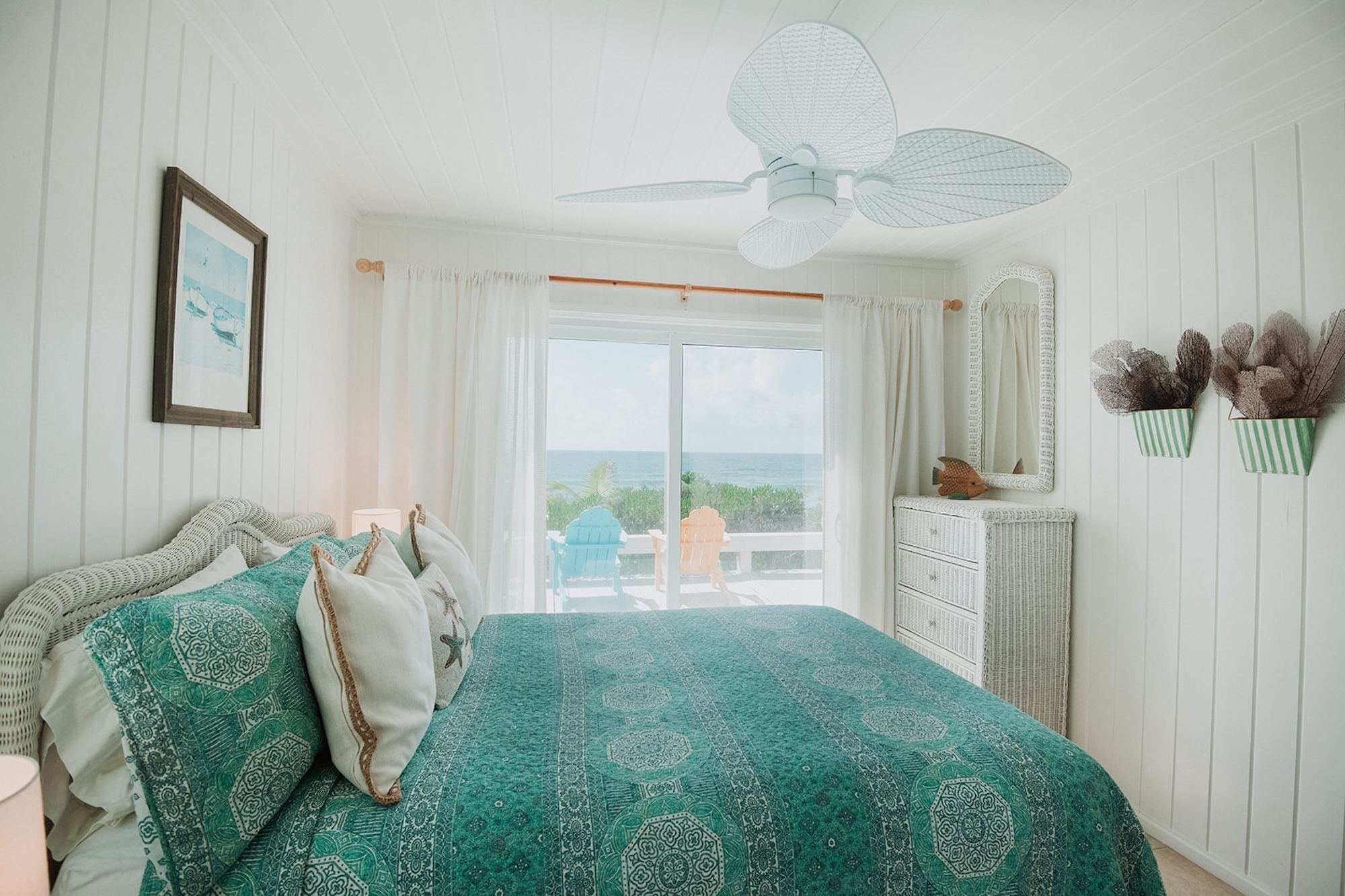  An Exceptional Oceanfront Opportunity - 物件實景