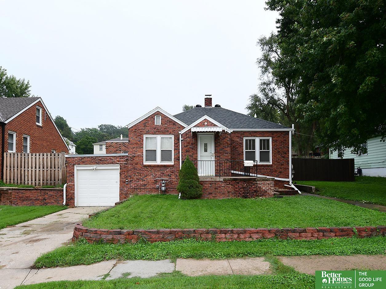 56th St, Omaha, NE 68104