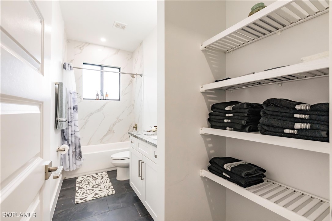 Cape Coral, Florida, 33993, United States, 4 Bedrooms Bedrooms, ,3 BathroomsBathrooms,Residential,For Sale,1976412