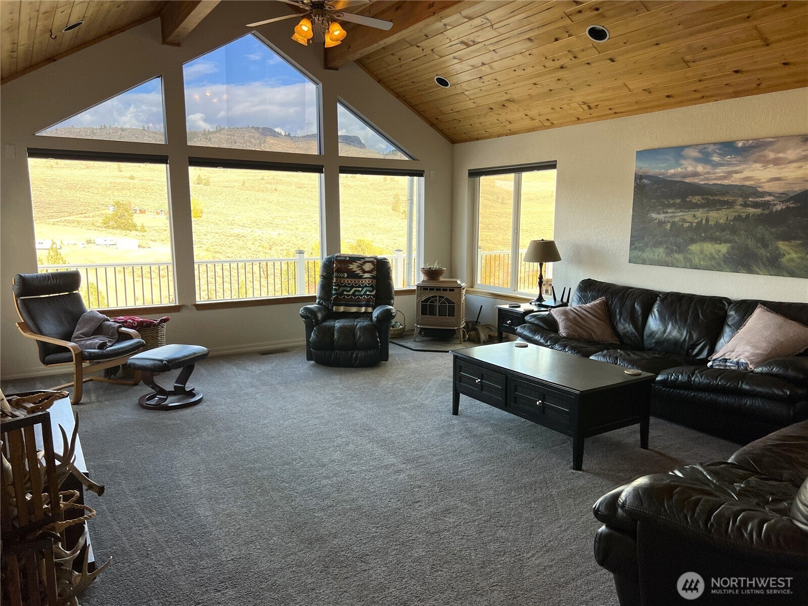 Tonasket, Washington, 98855, United States, 3 Bedrooms Bedrooms, ,2 BathroomsBathrooms,Residential,For Sale,2001750