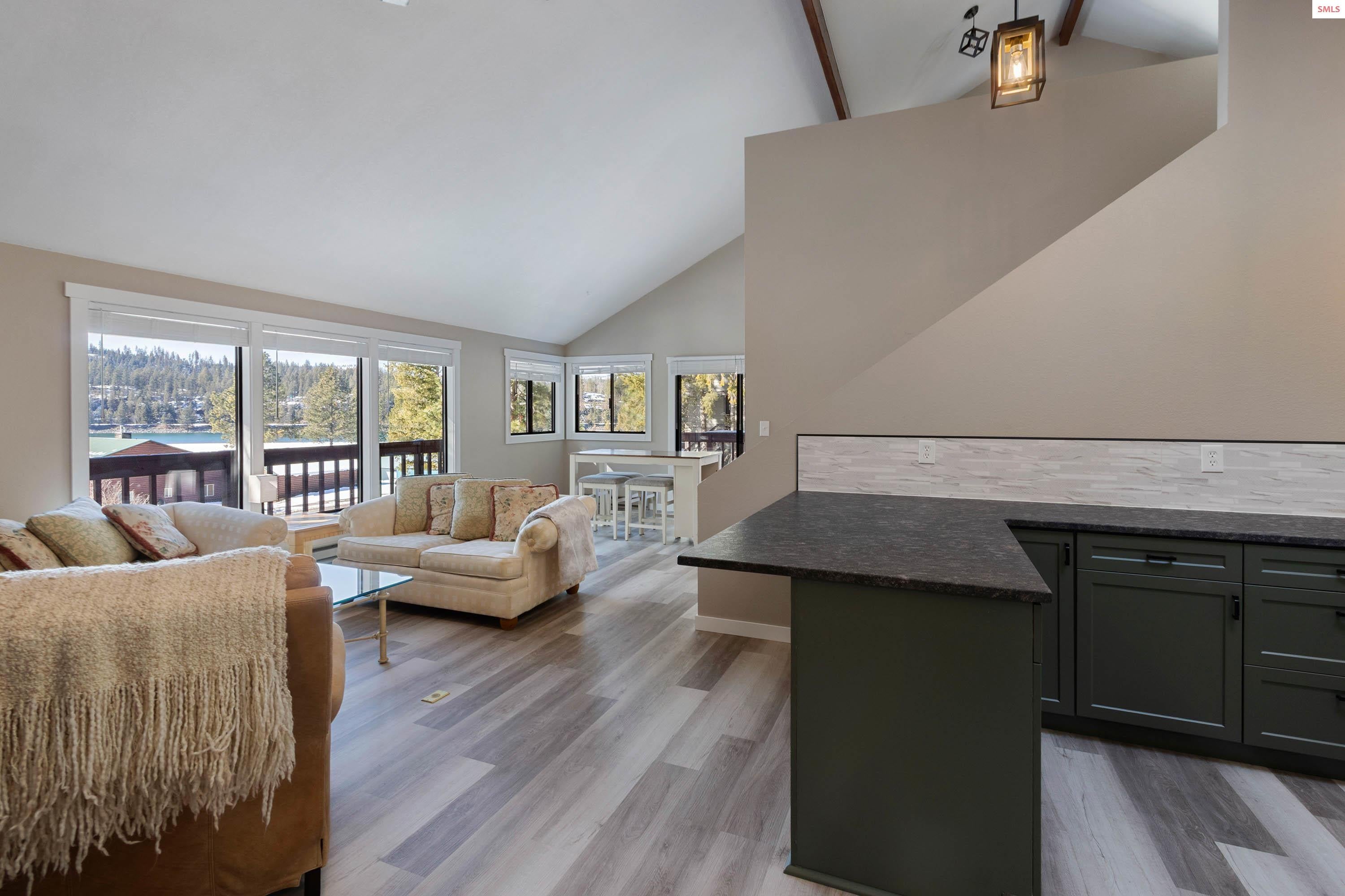 Sagle, Idaho, 83860, United States, 4 Bedrooms Bedrooms, ,2 BathroomsBathrooms,Residential,For Sale,2022483